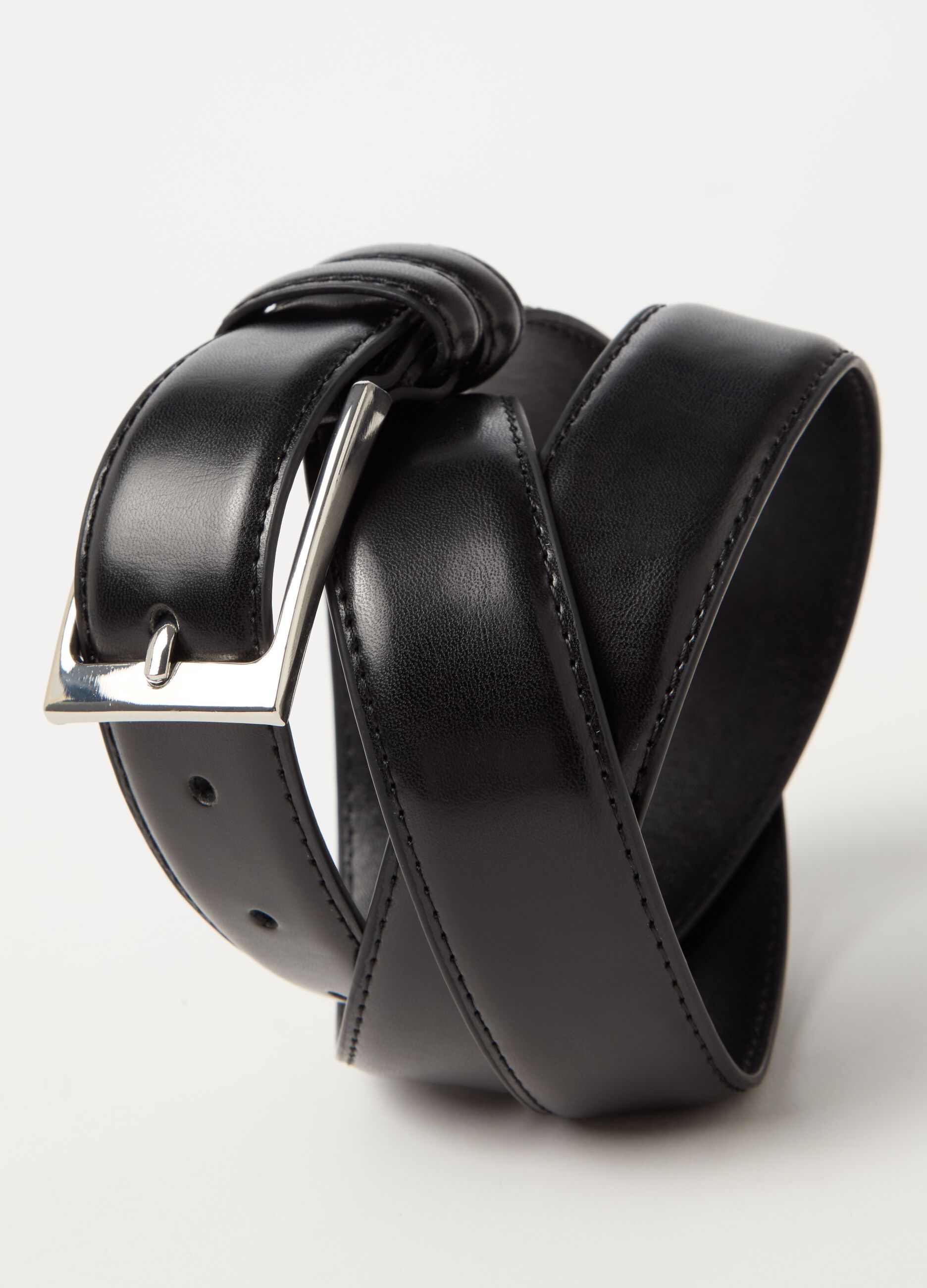 Solid colour belt with rectangular buckle