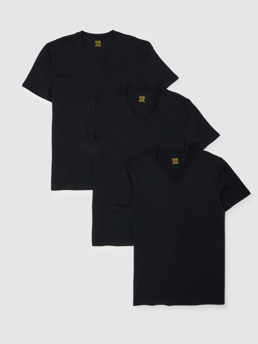 Tripack black V-neck t-shirts in pure cotton regular fit_4