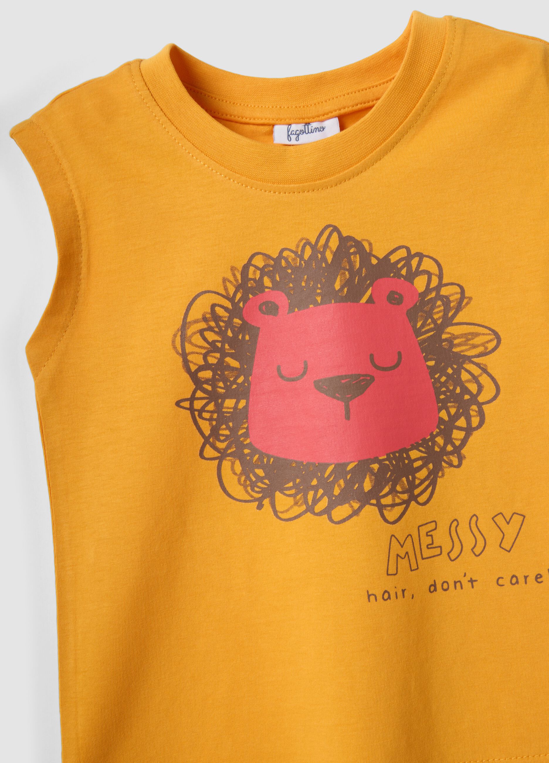 Completo giallo e marrone in puro cotone con top e shorts per bimbo regular fit