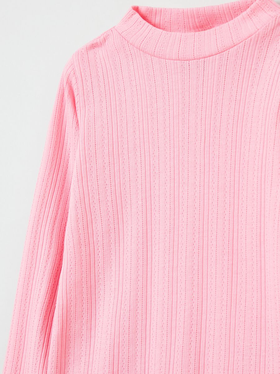 T-shirt in pointelle a collo alto_2