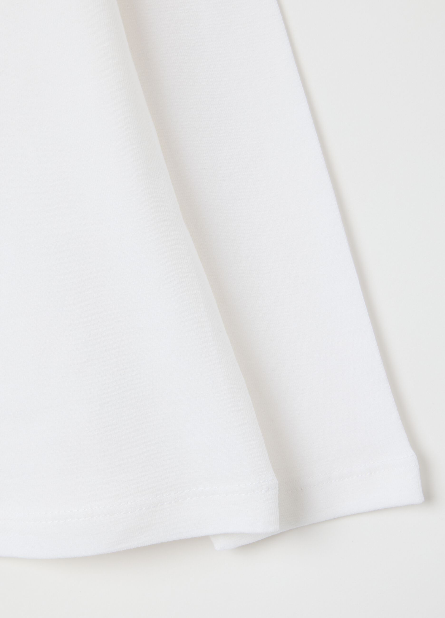 Girls' white regular fit stretchy cotton top