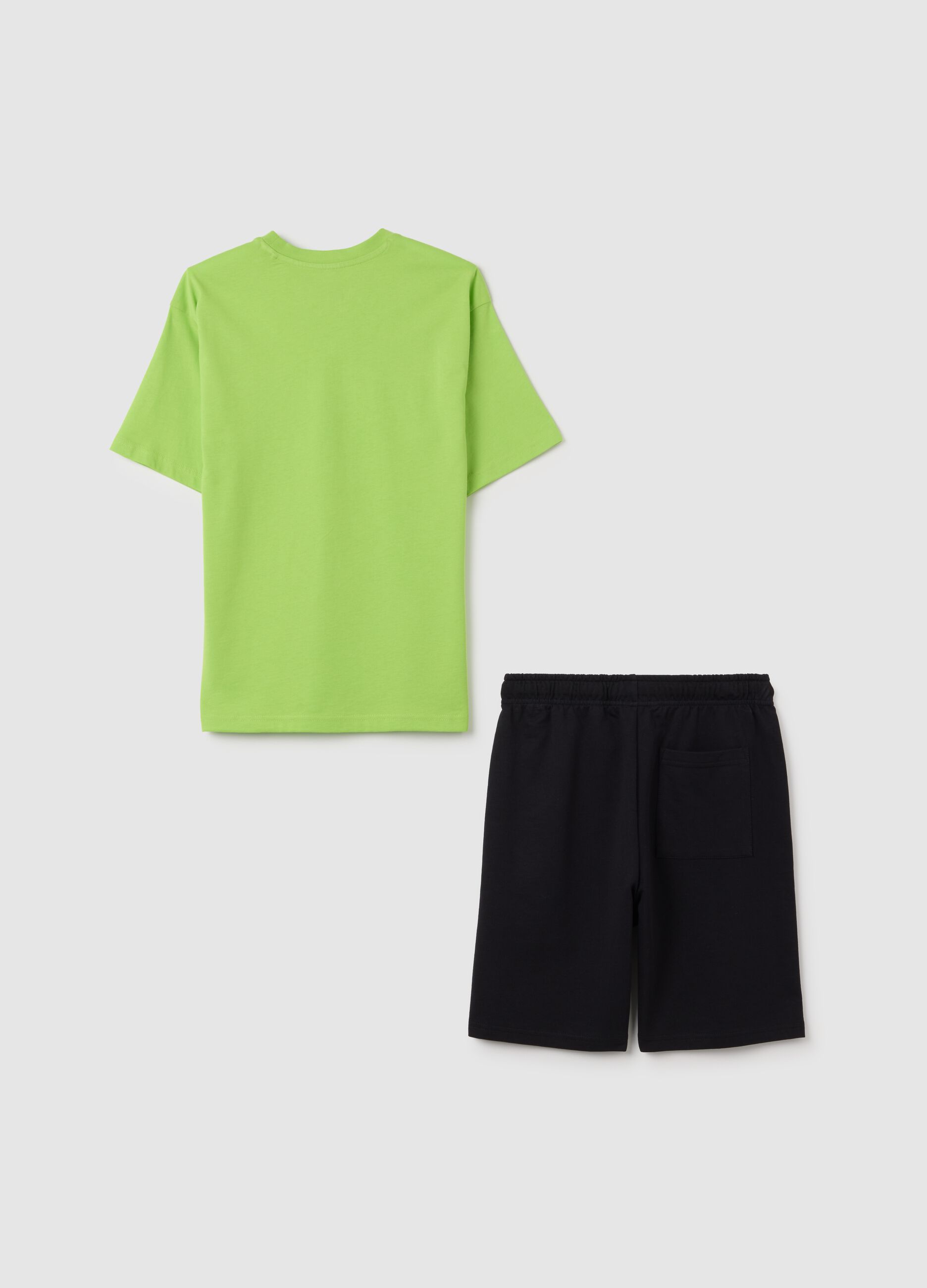 Boy's pure cotton green regular fit outfit