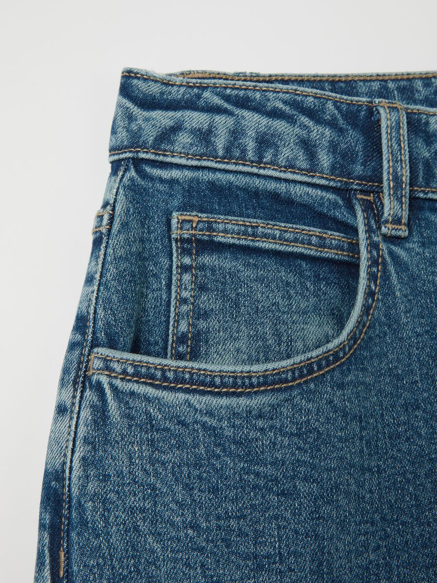 Slim-fit mum jeans_1