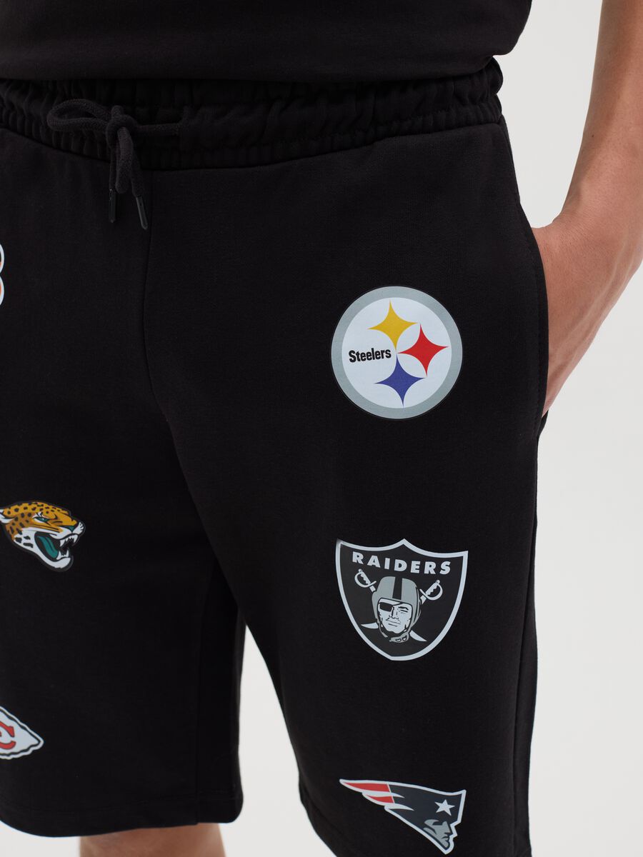 Sports Shorts with NFL Team Logos_2