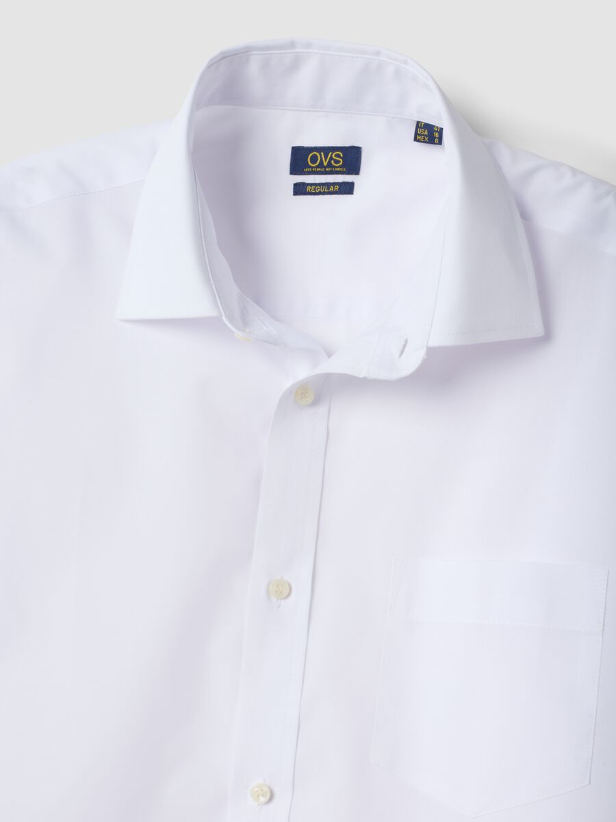 White regular-fit shirt with classic collar, easy iron_1