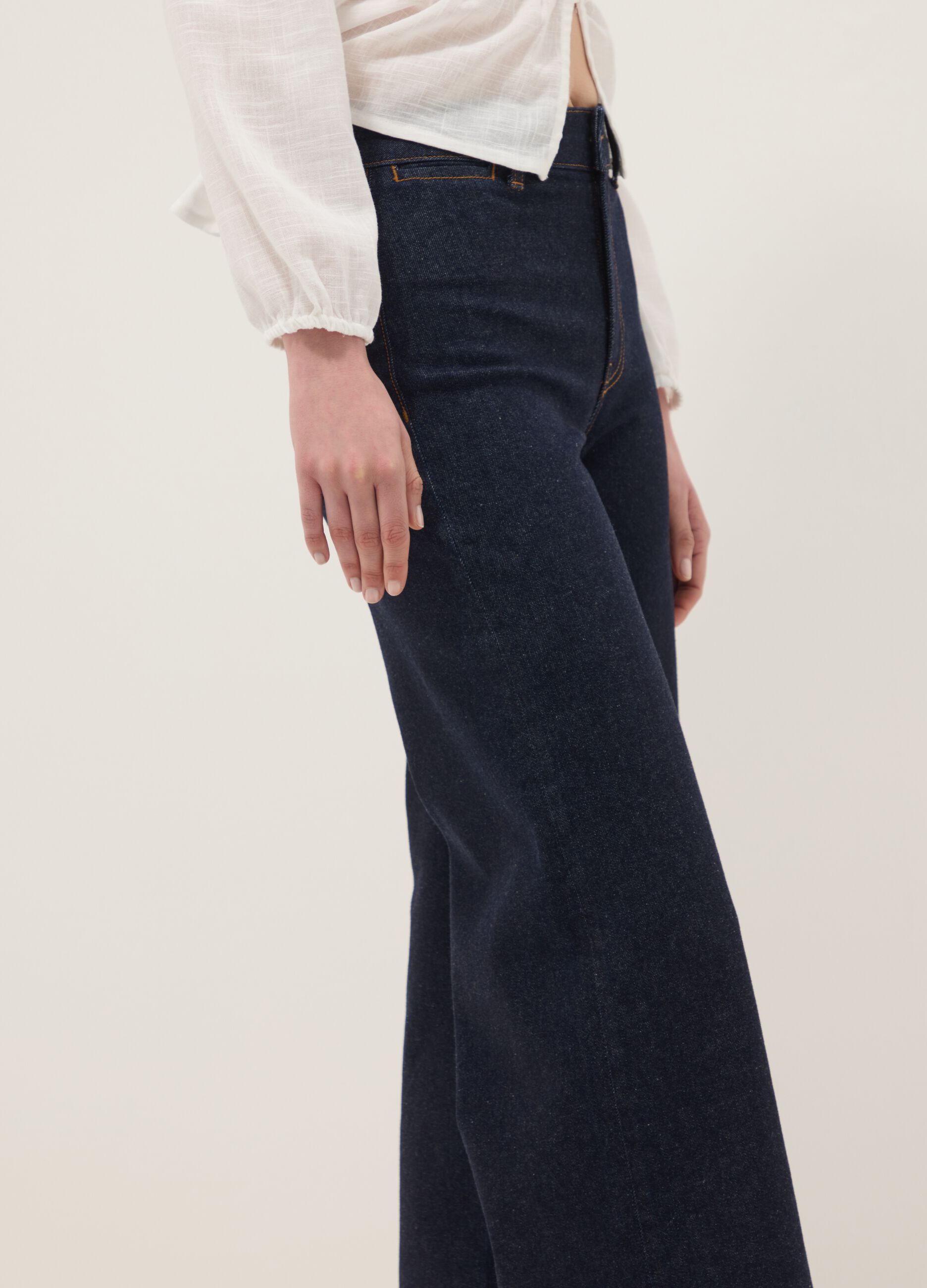 Wide leg stretch denim jeans in blue cotton