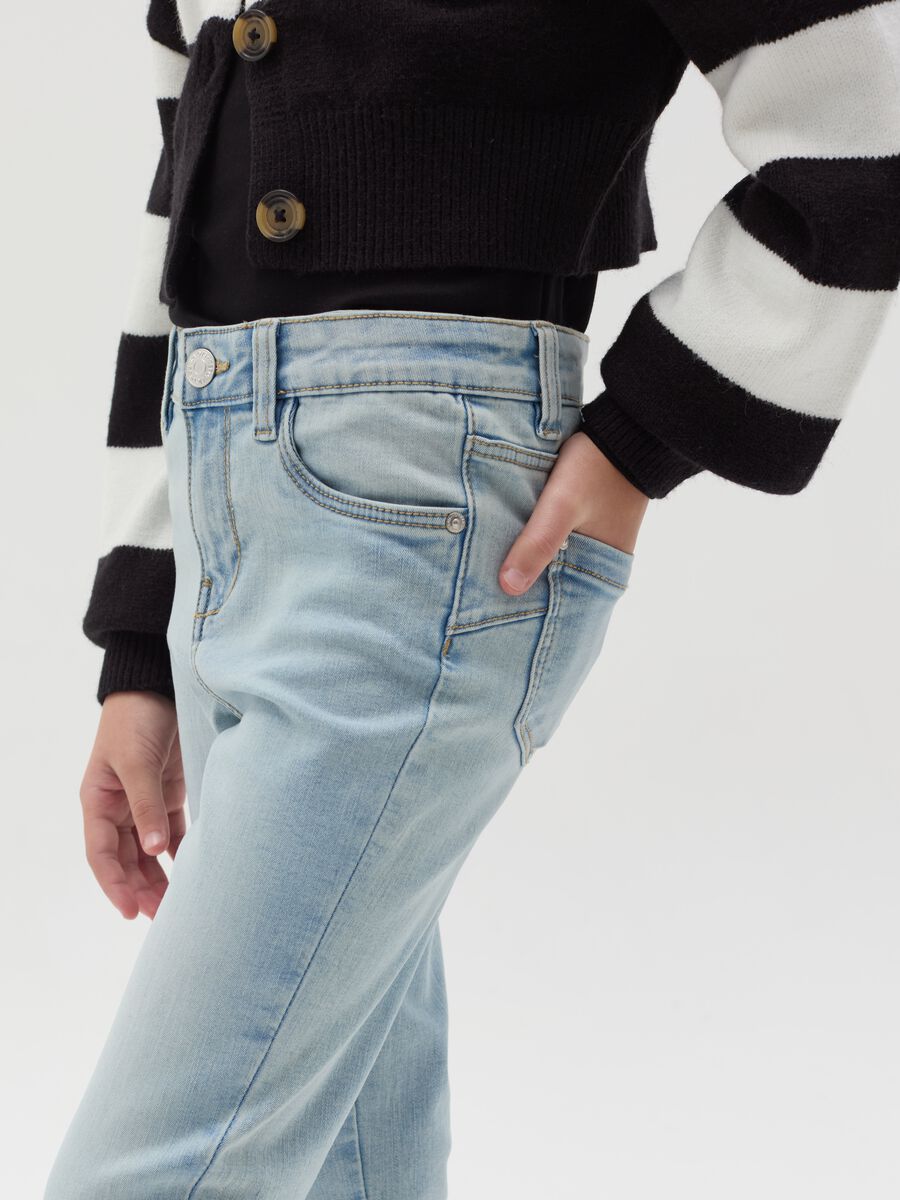 Slim-fit jeans with five pockets_1