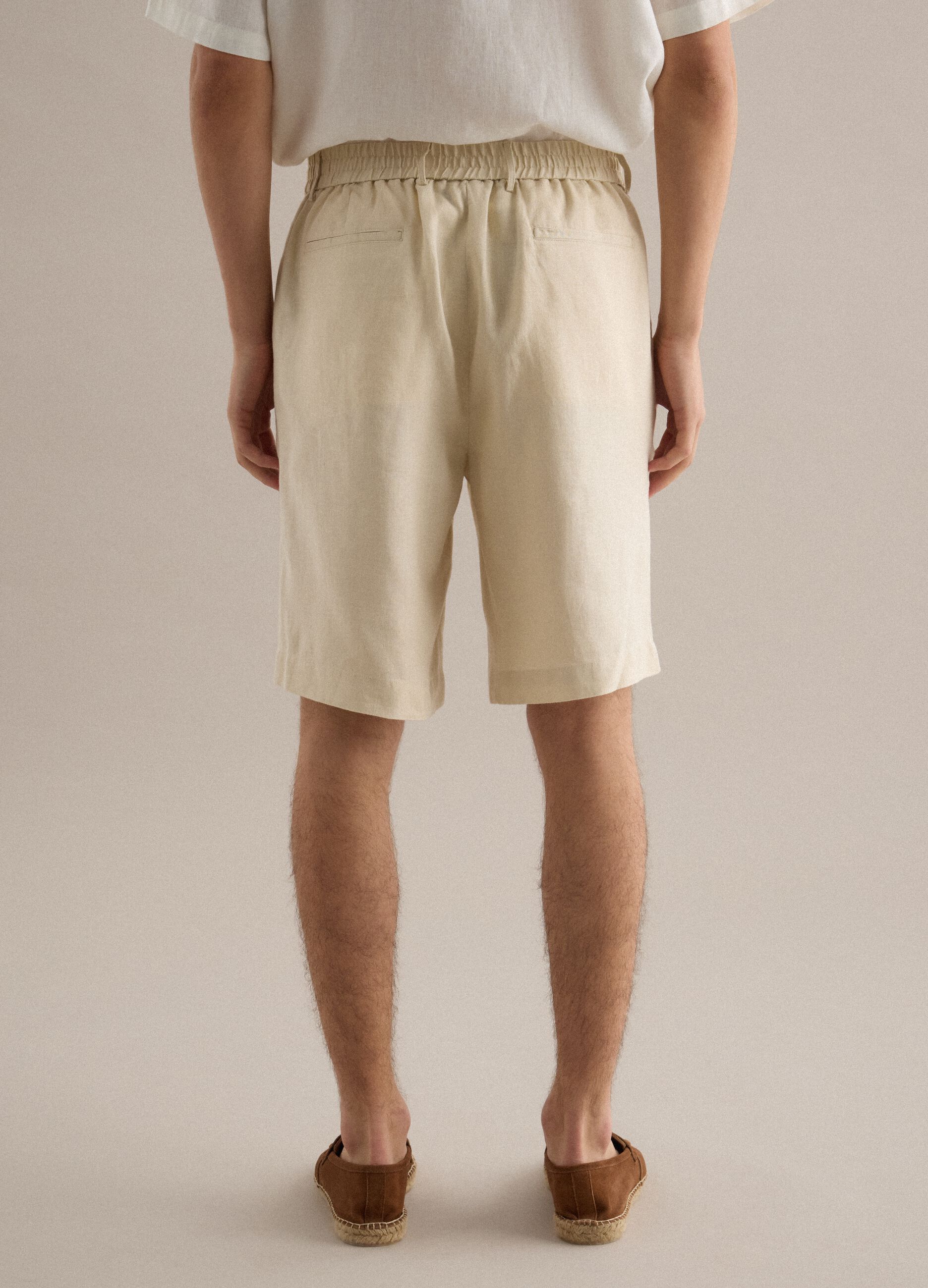 Bermuda in puro lino bianchi regular fit