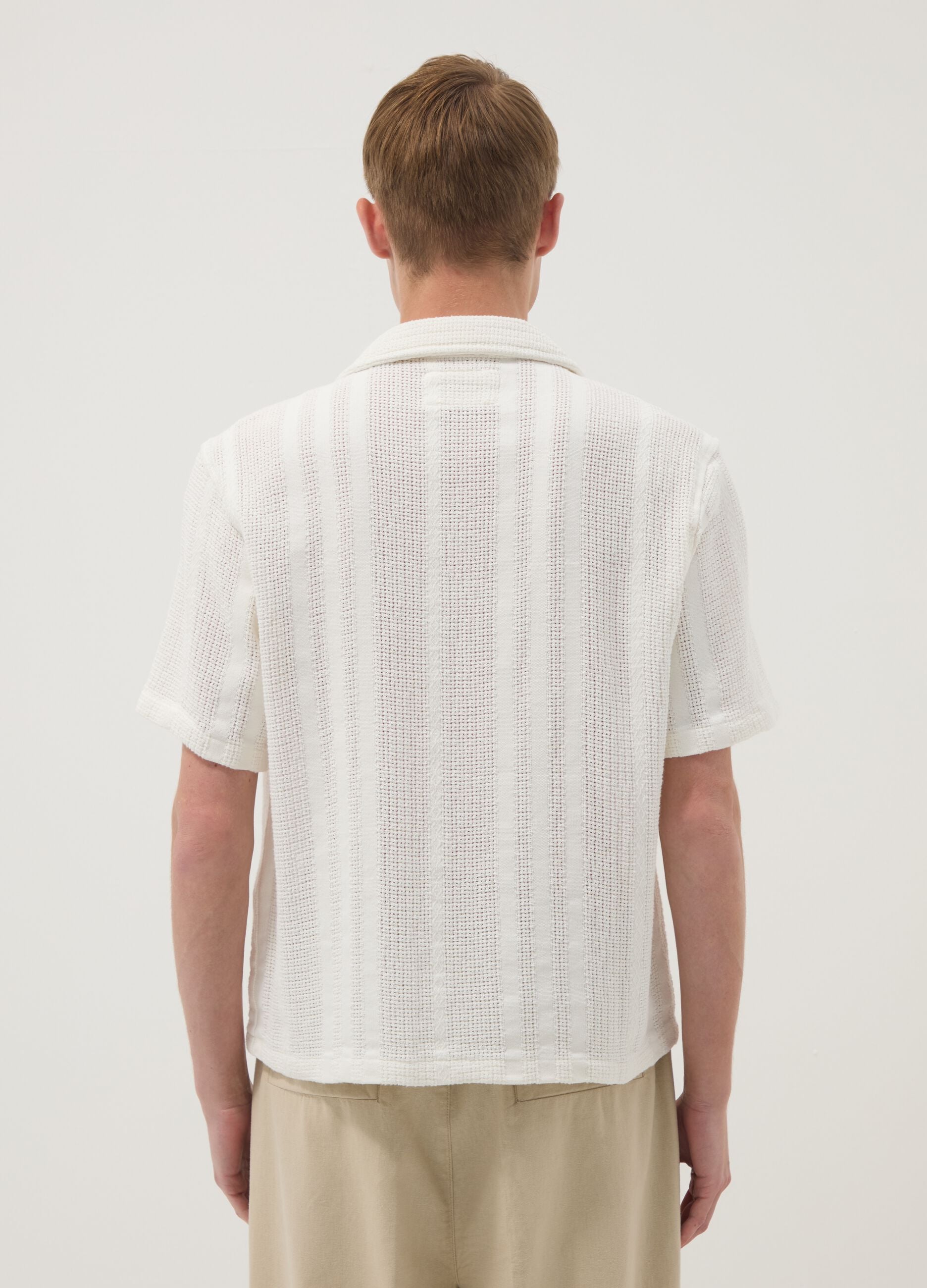 White short-sleeve pure cotton shirt