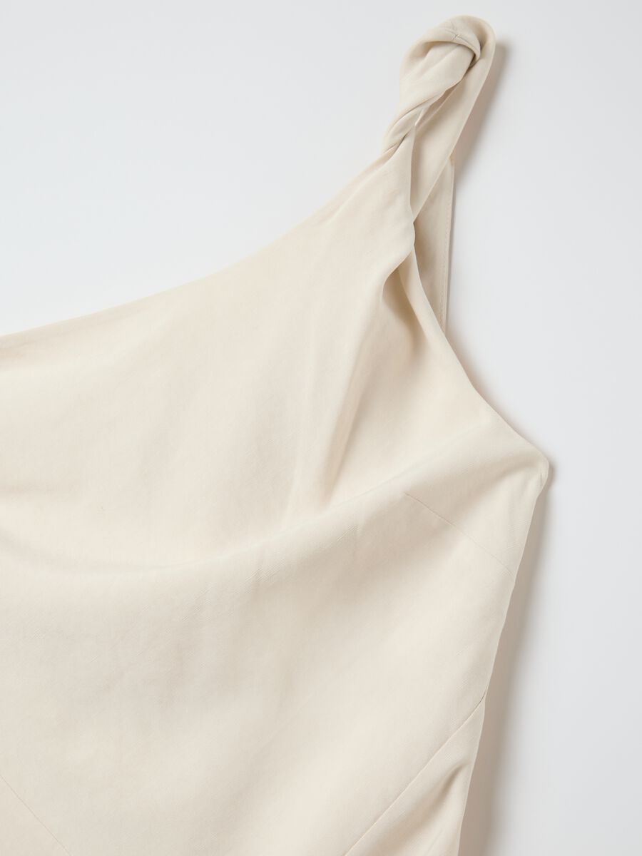 Cream one-shoulder dress in linen_5