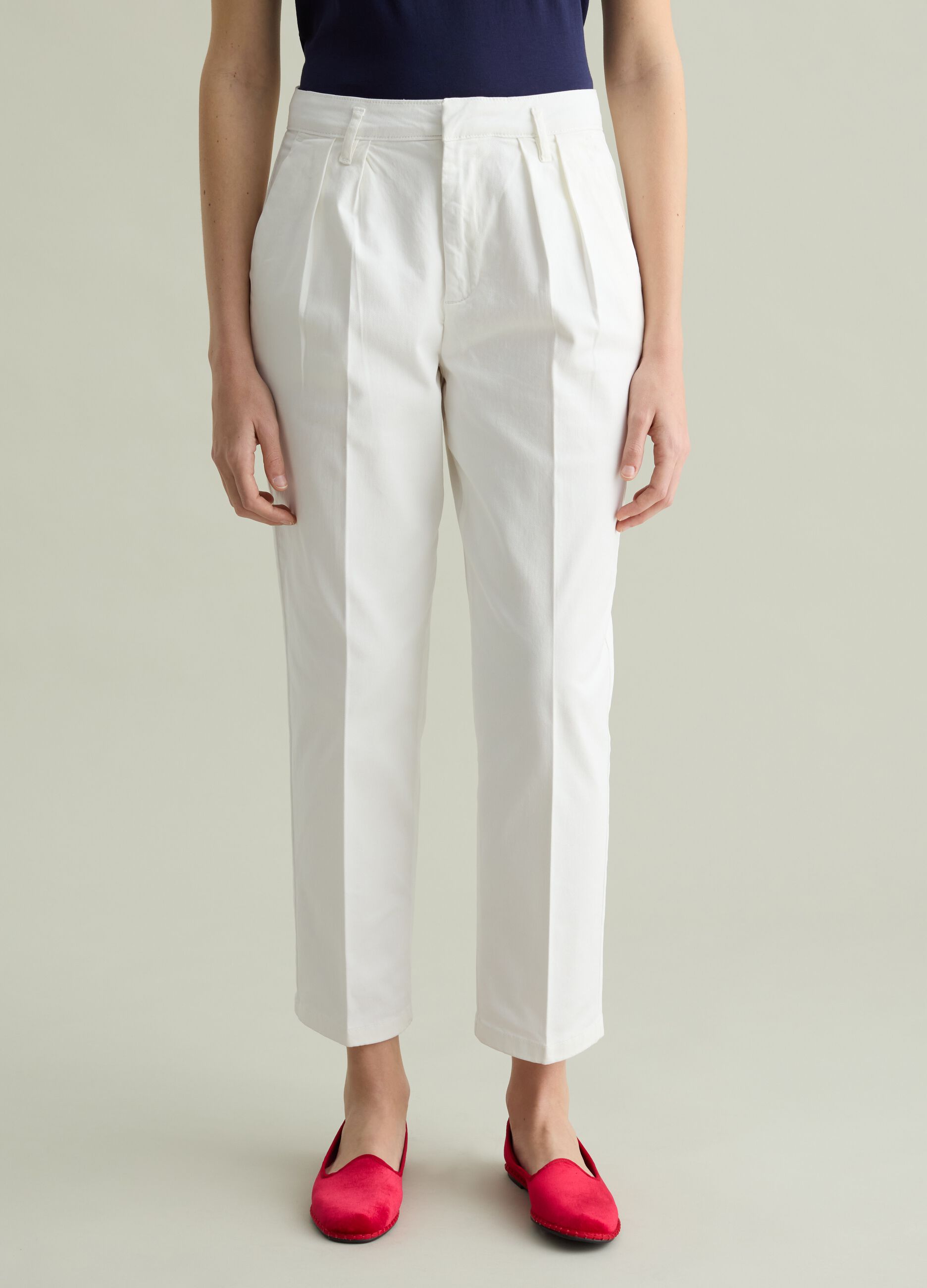 Stretch cotton chinos