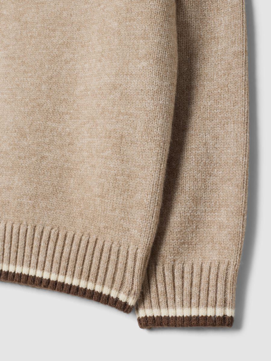 Maglia beige con colletto polo con bordi a costine regular fit_2