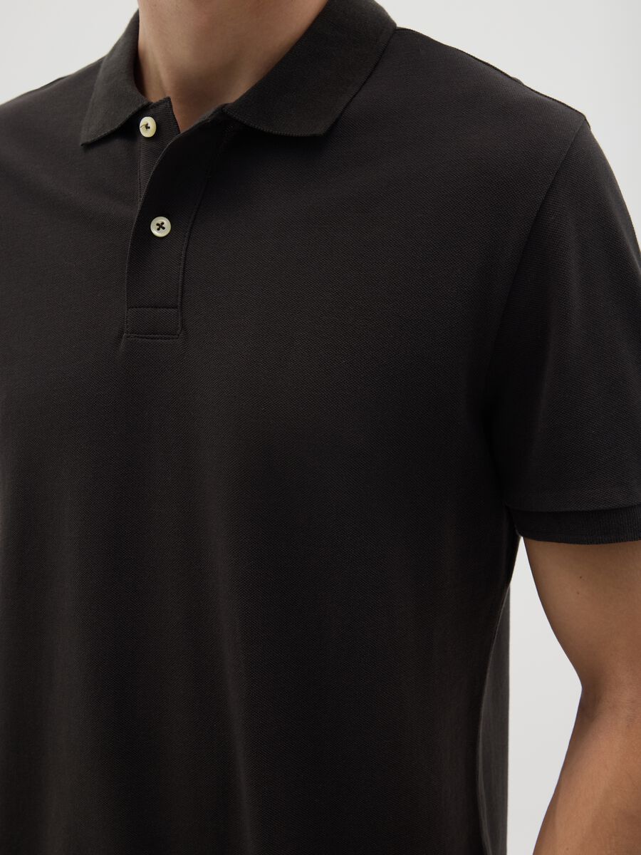 Men's black pure cotton polo shirt in regular fit_2