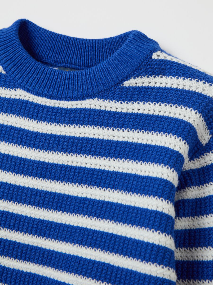 Cotton pullover with striped pattern_3