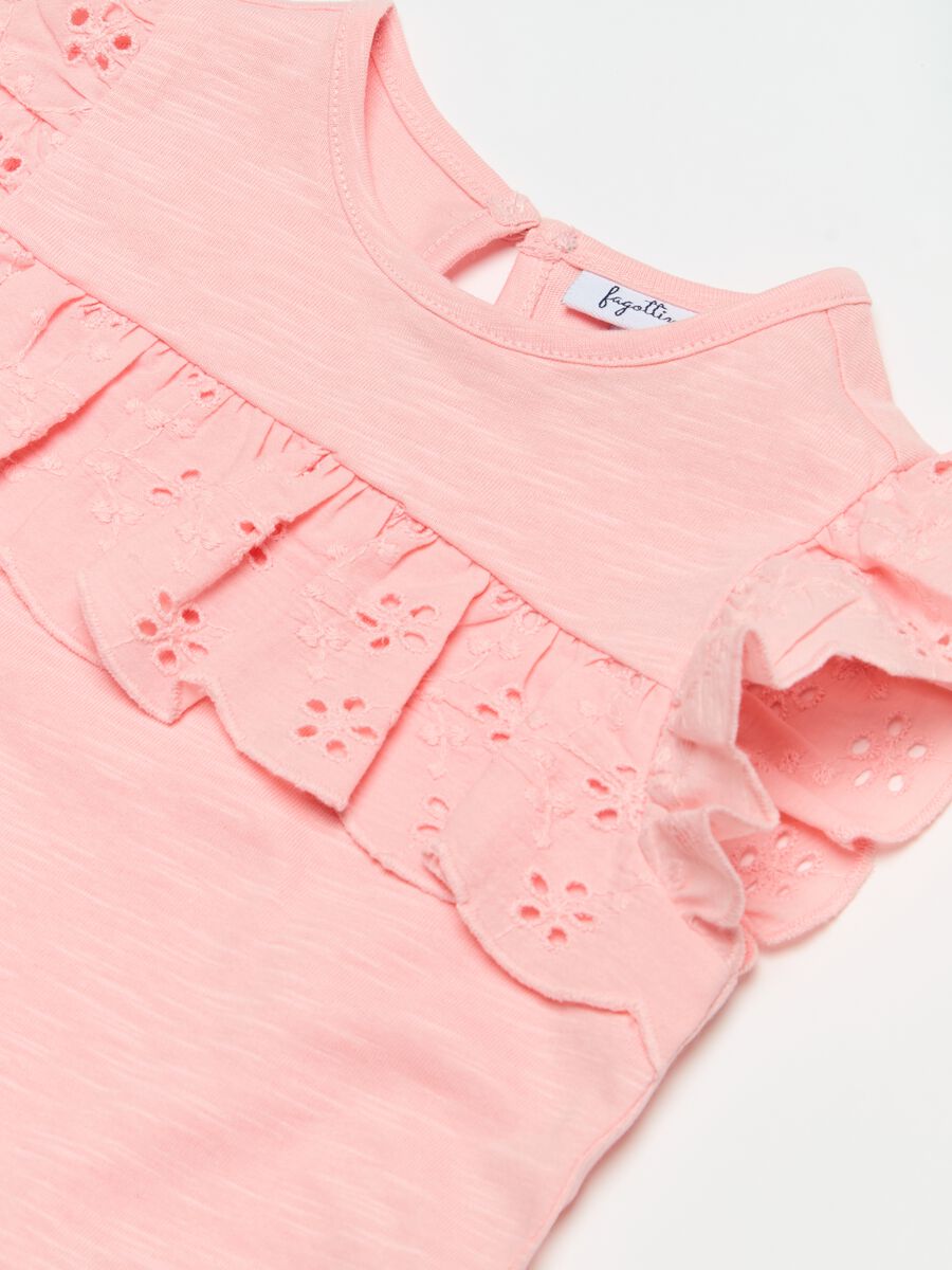 T-shirt with broderie anglaise frills_2