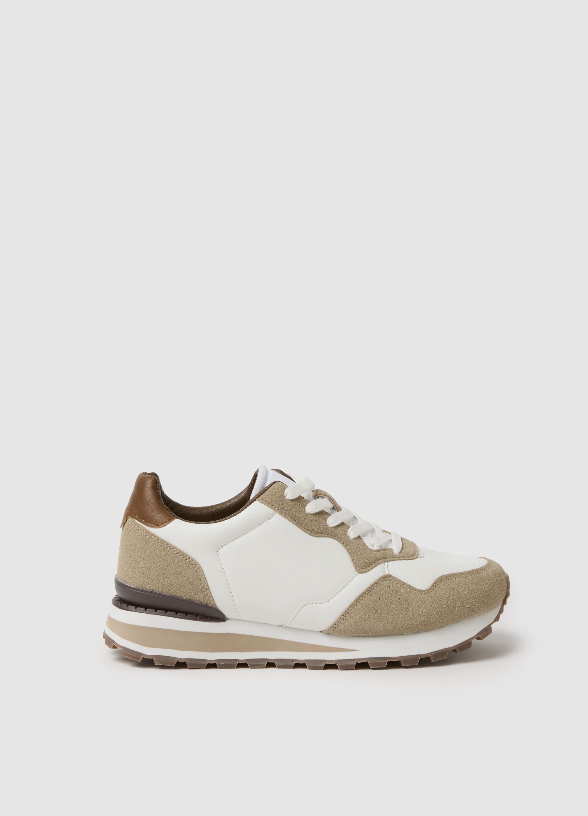 Sneakers bianche e beige