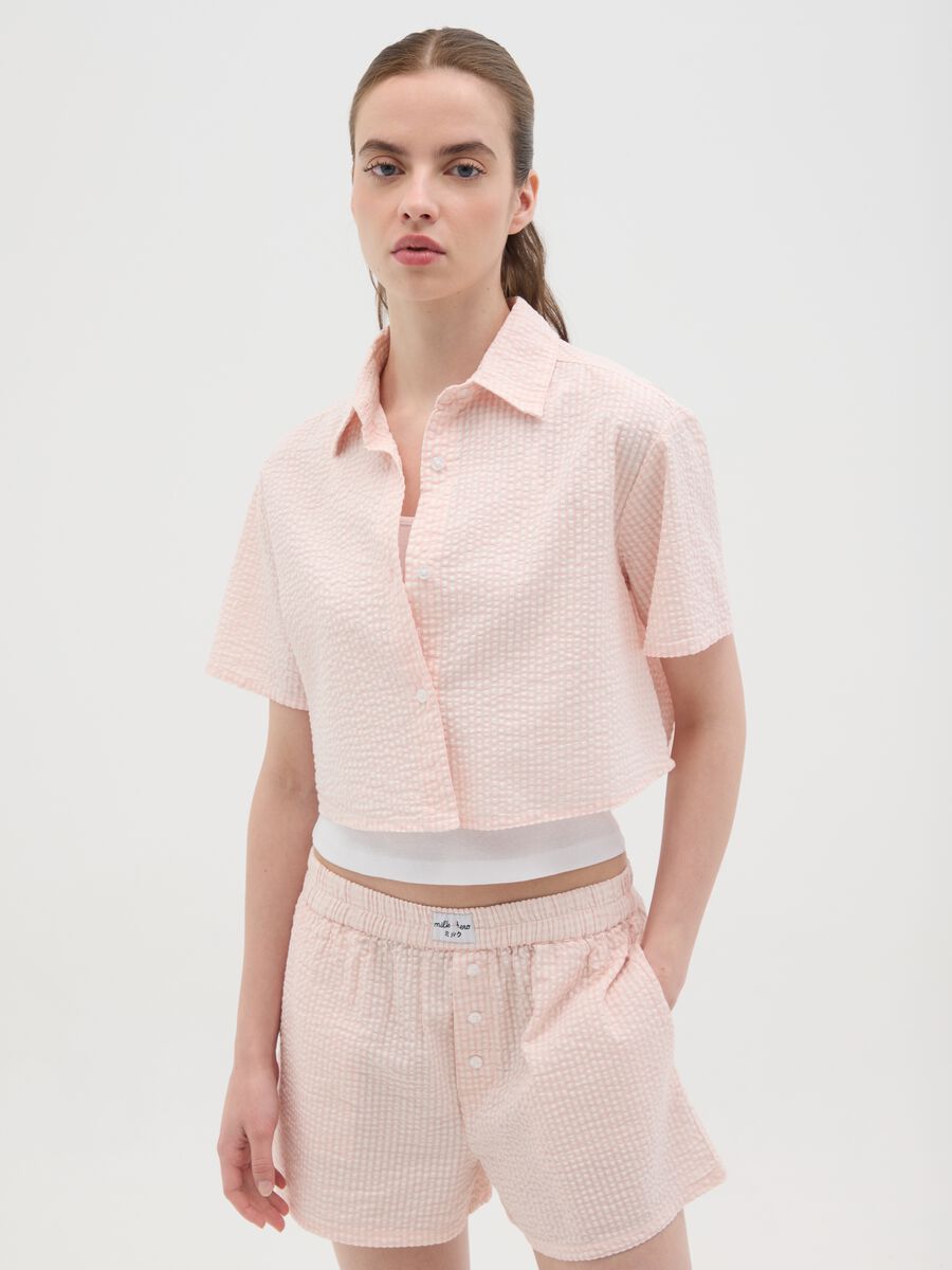Cropped shirt in gingham seersucker_0