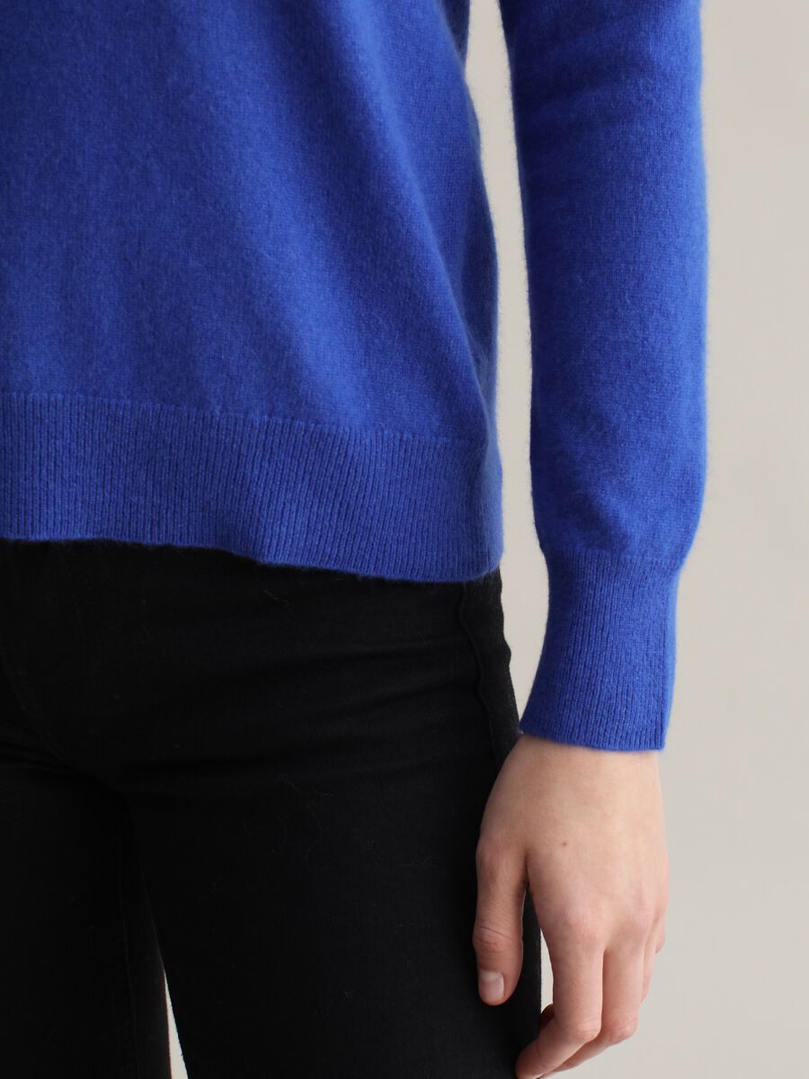 Cashmere pullover with round neck_2
