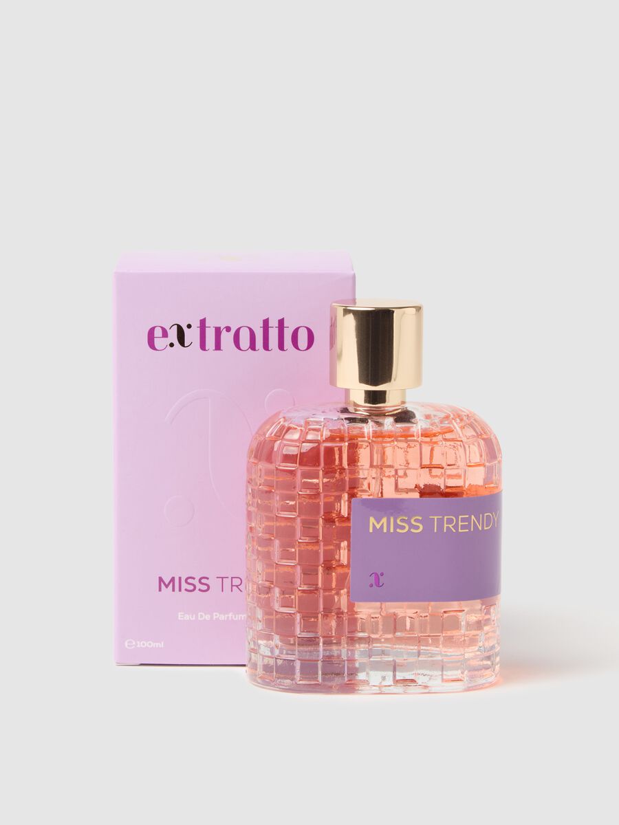Miss Trendy - a floral and oriental extract_0