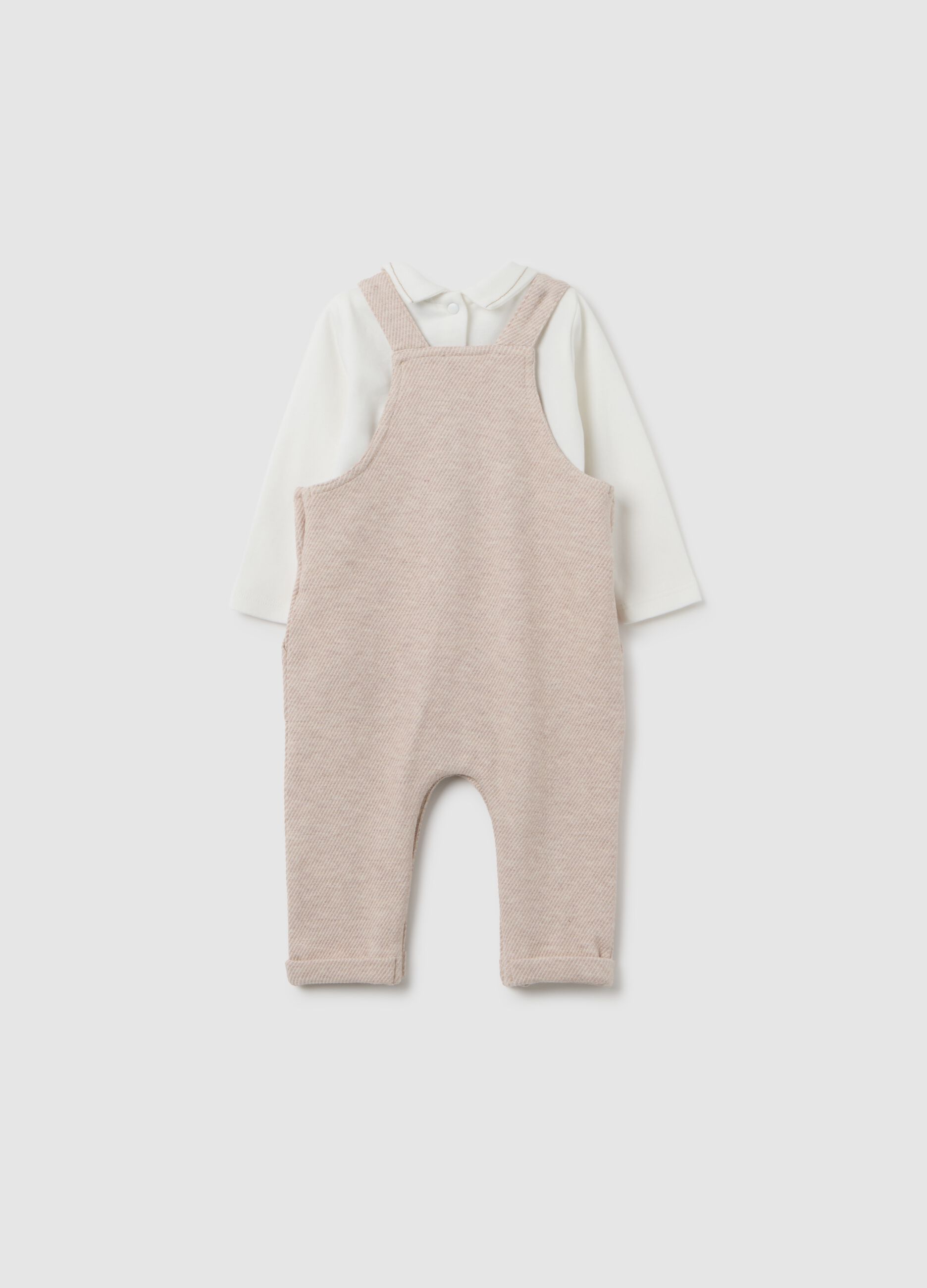 Pink newborn set with t-shirt and dungarees
