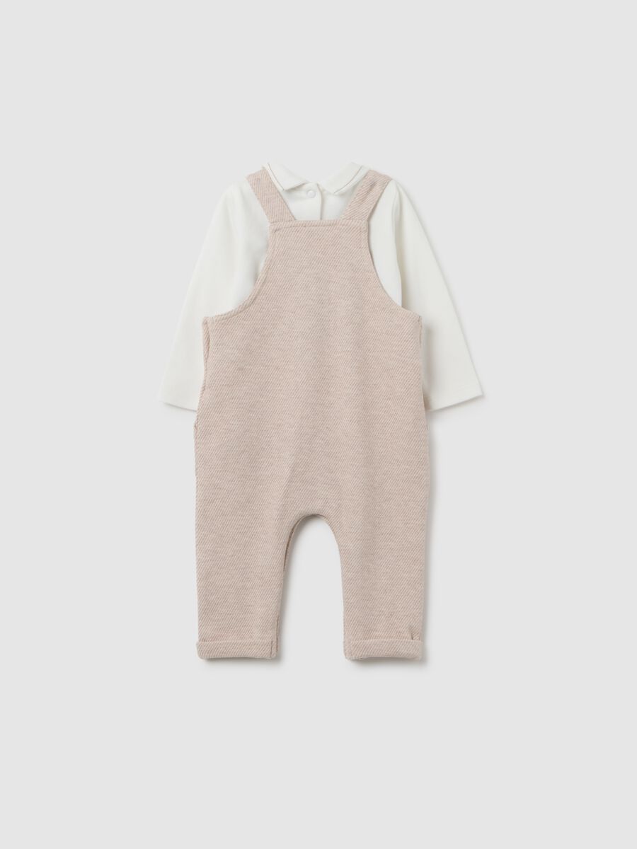 Pink newborn set with t-shirt and dungarees_1