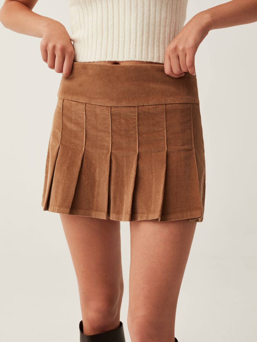 Minigonna a pieghe in corduroy_3
