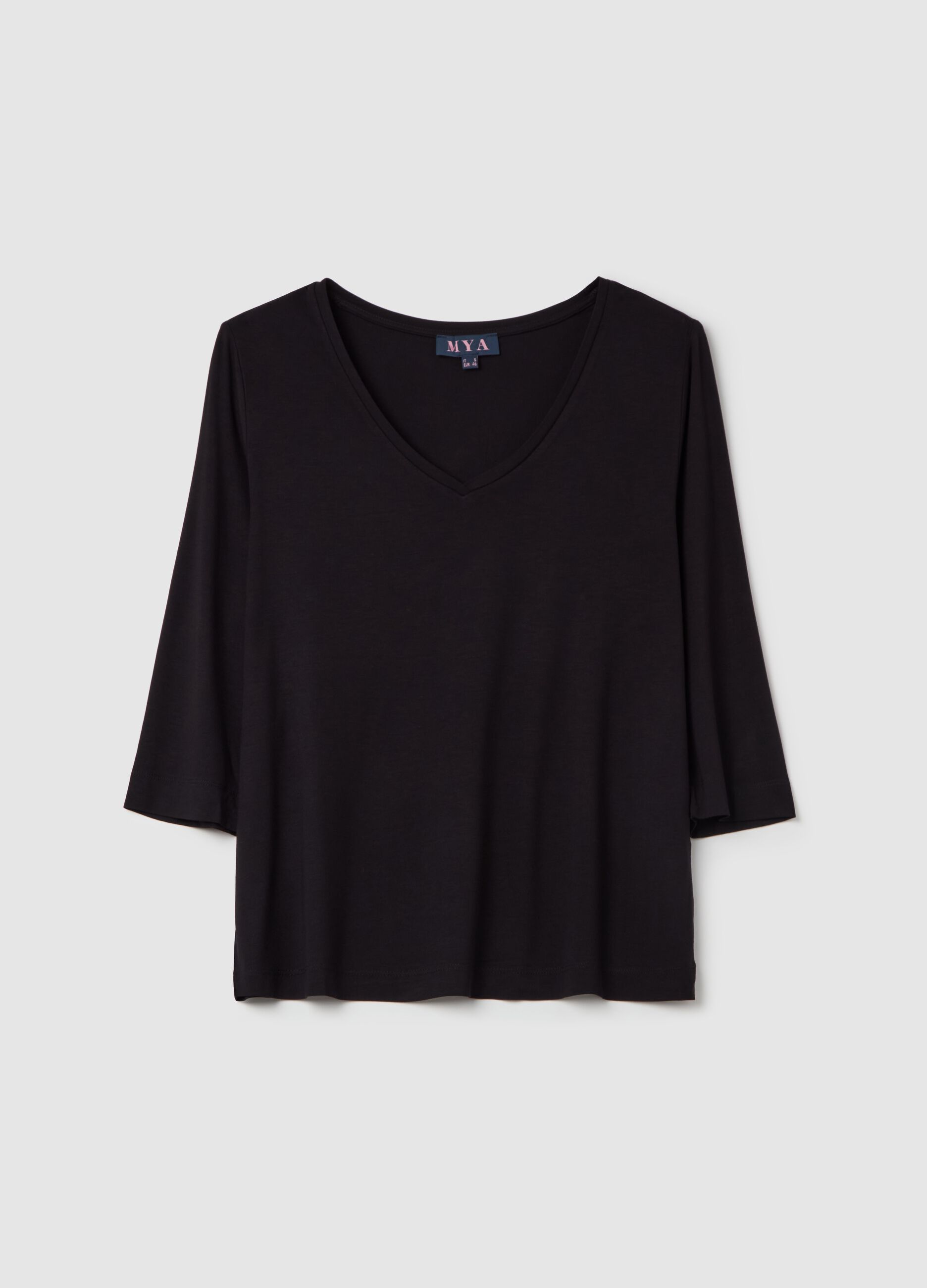 T-shirt con scollo a V Curvy