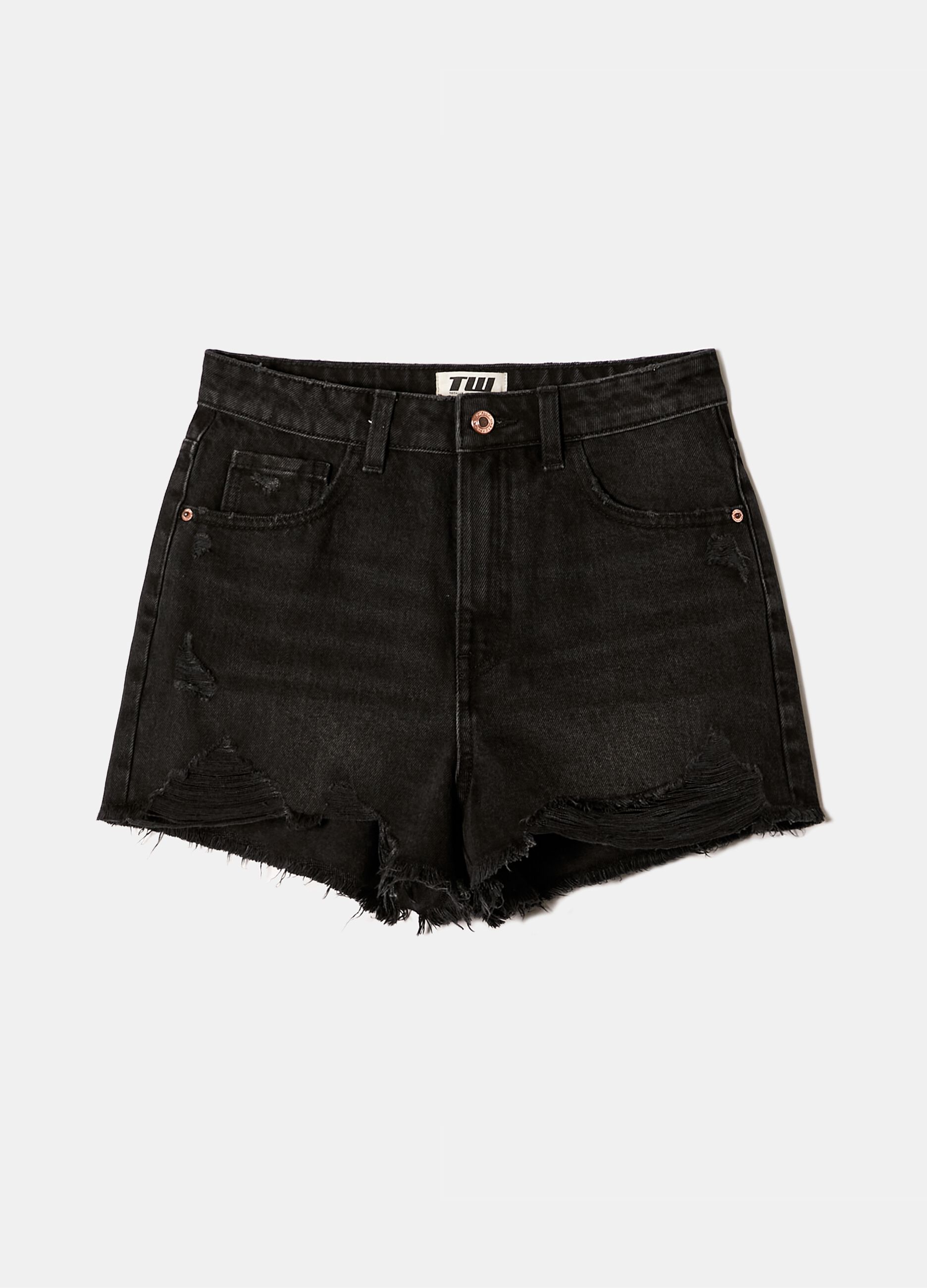 Denim shorts with fringing and abrasions