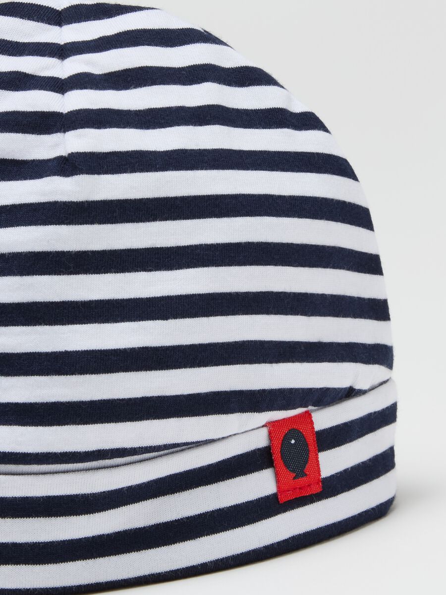 Hat in striped organic cotton_1