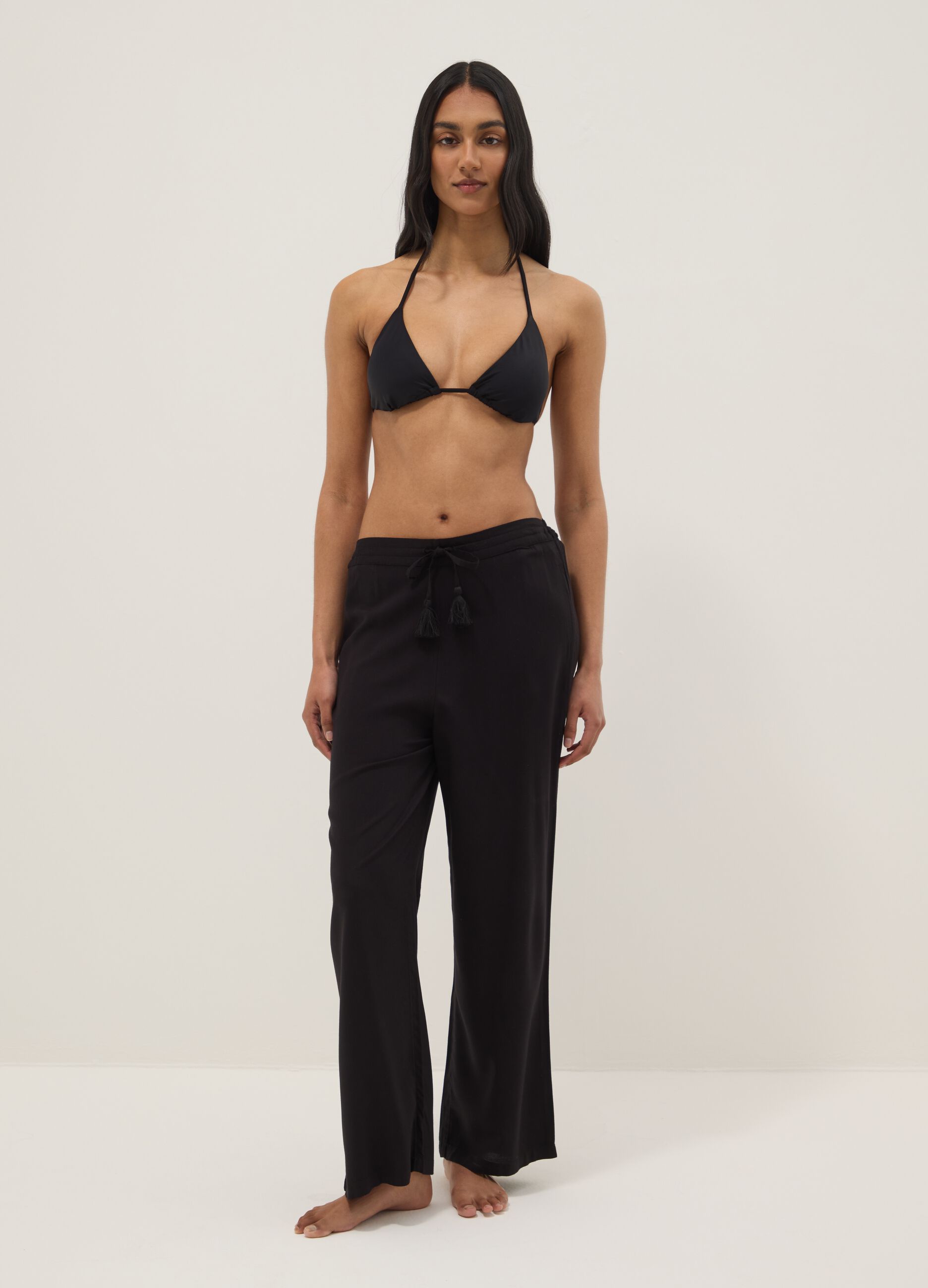 Pantaloni lunghi in pura viscosa neri