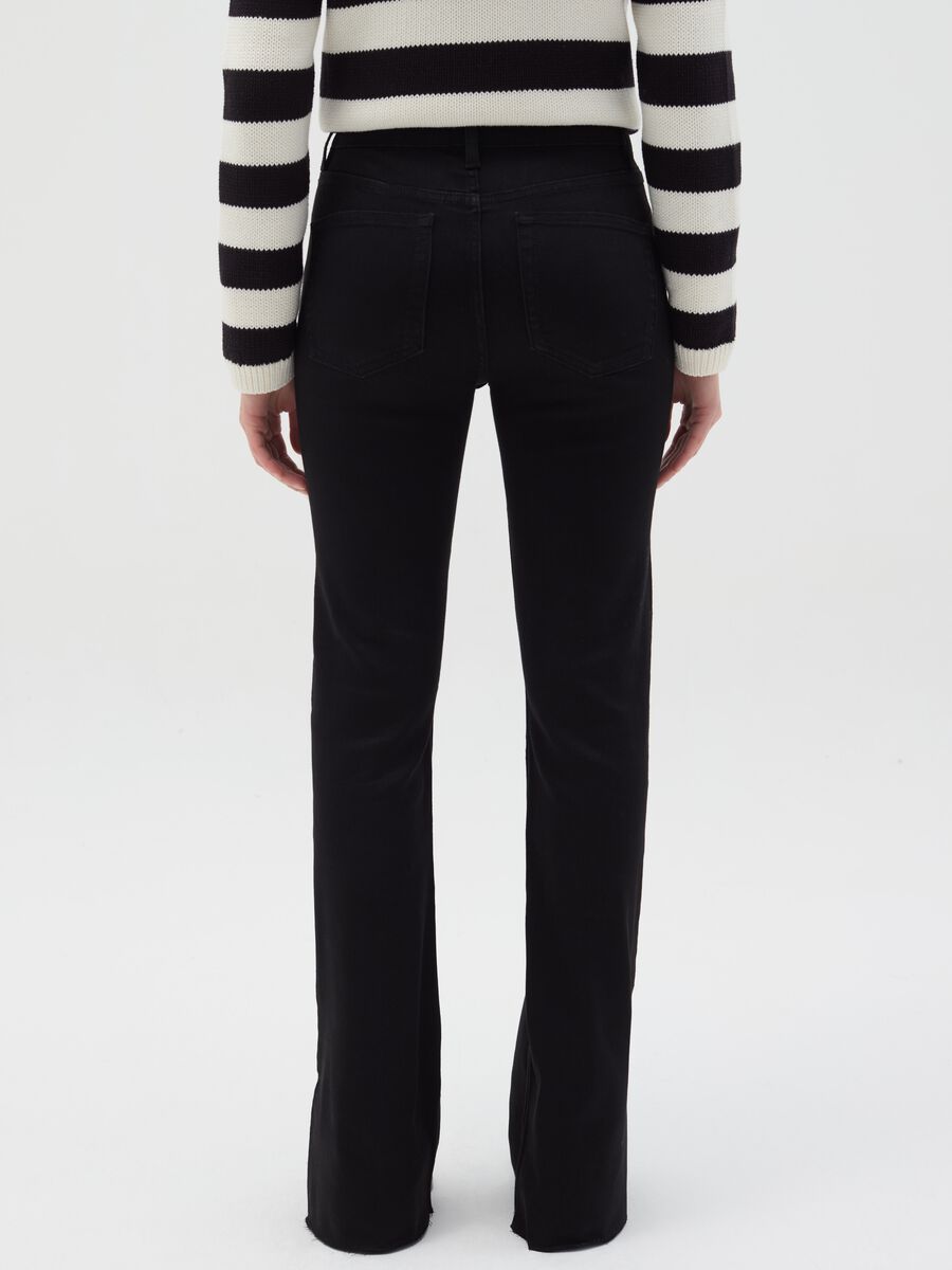 Flare-fit bootcut jeans with slits_3