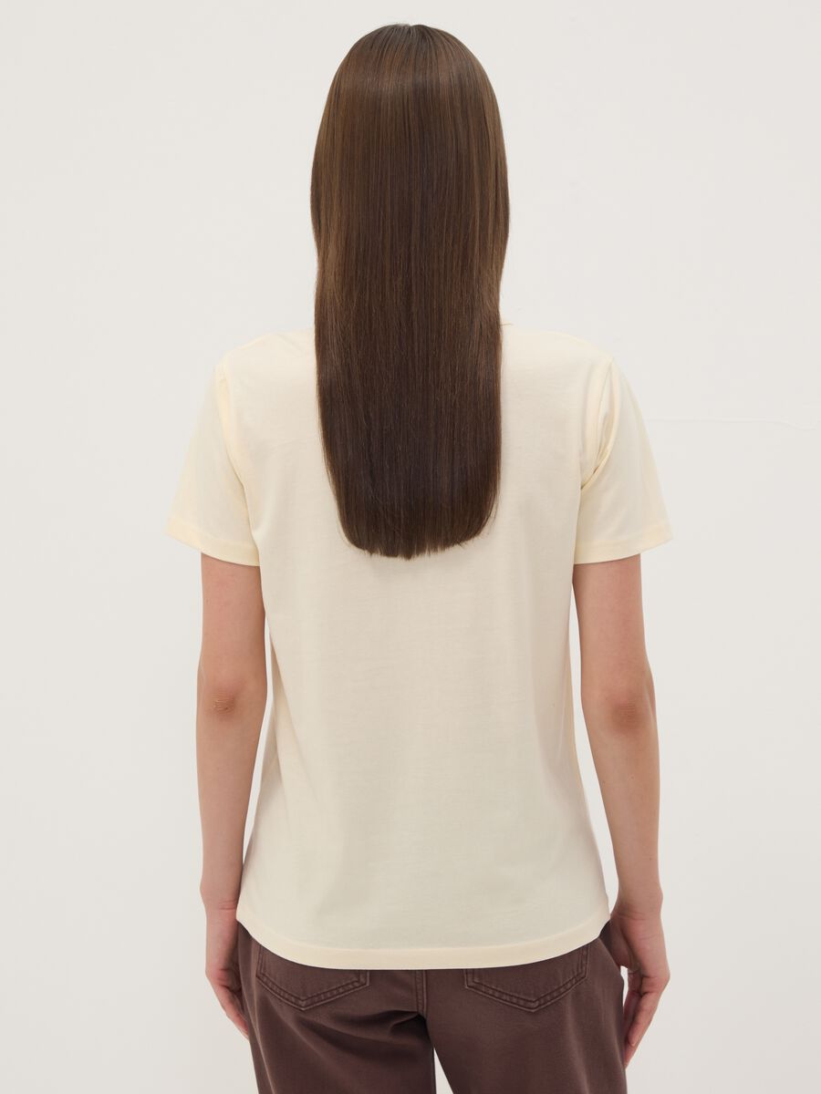 T-shirt beige in puro cotone con stampa animaletti regular fit_3
