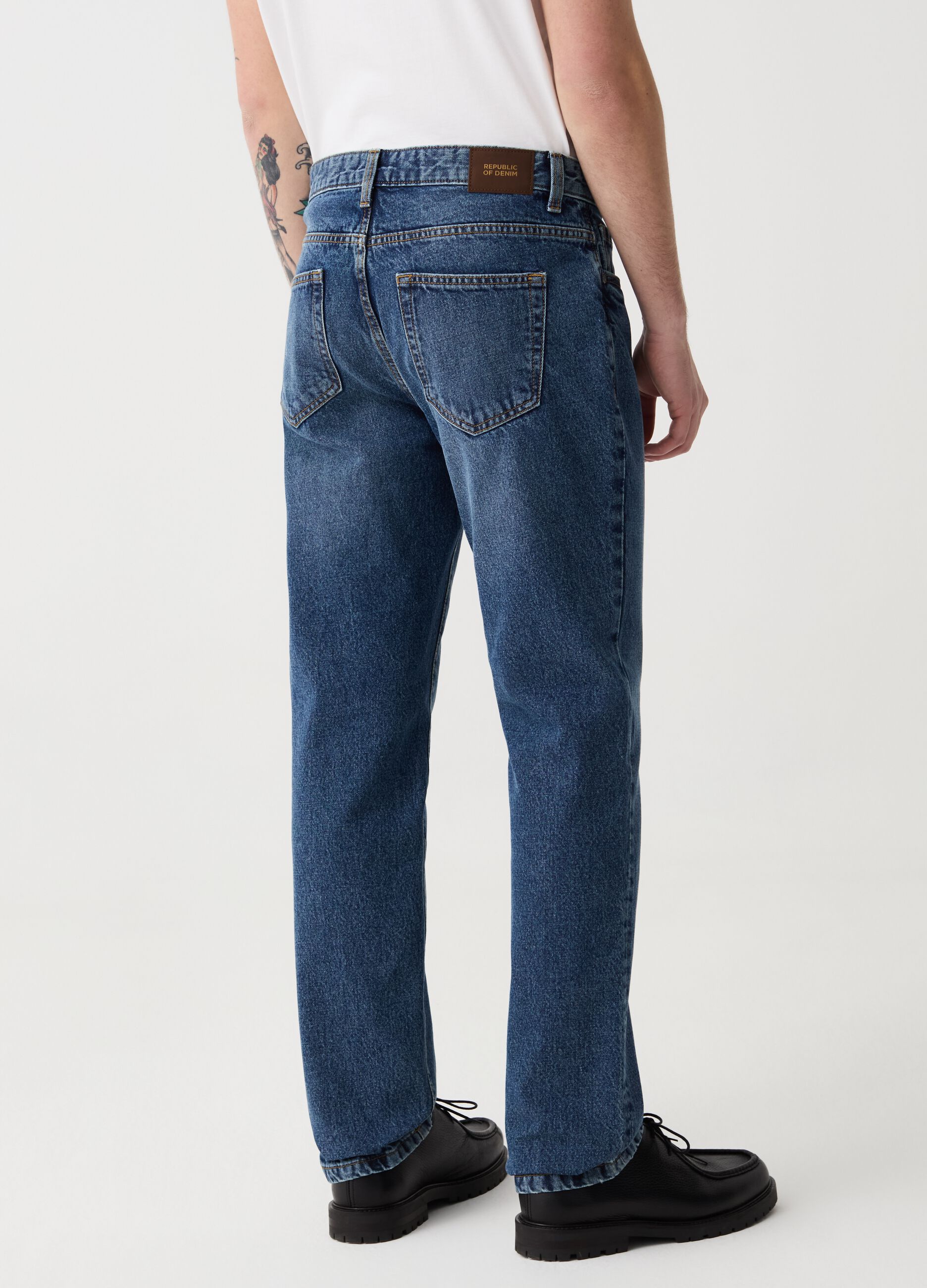 Regular-fit jeans with five pockets