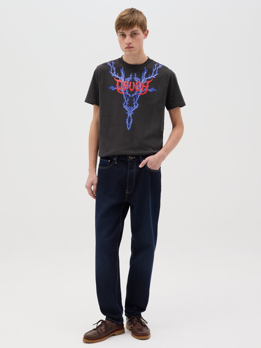 Black short-sleeved T-shirt with lightning print_1