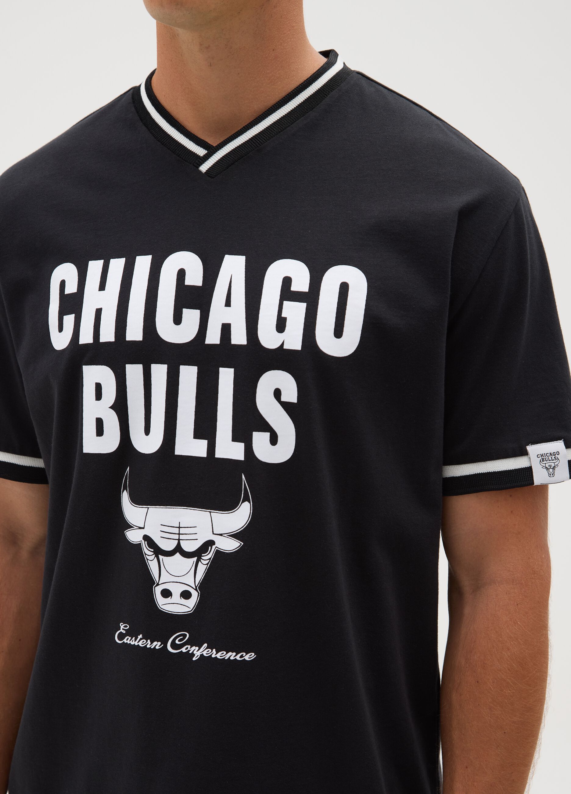 Maglia in puro cotone nera con stampa Chicago Bulls