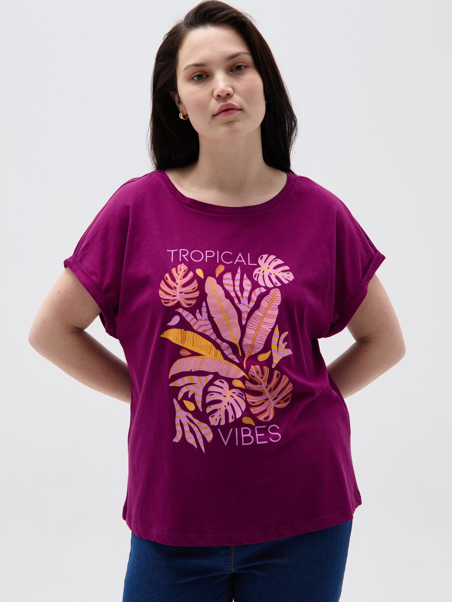 Curvy T-shirt with tropical print_0