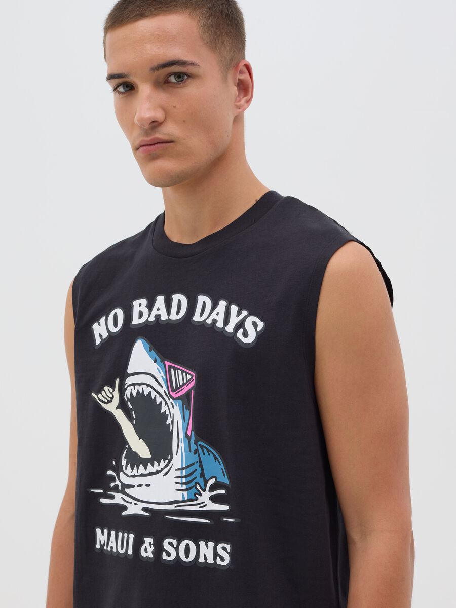 Black cotton tank top with Maui & Sons print_3
