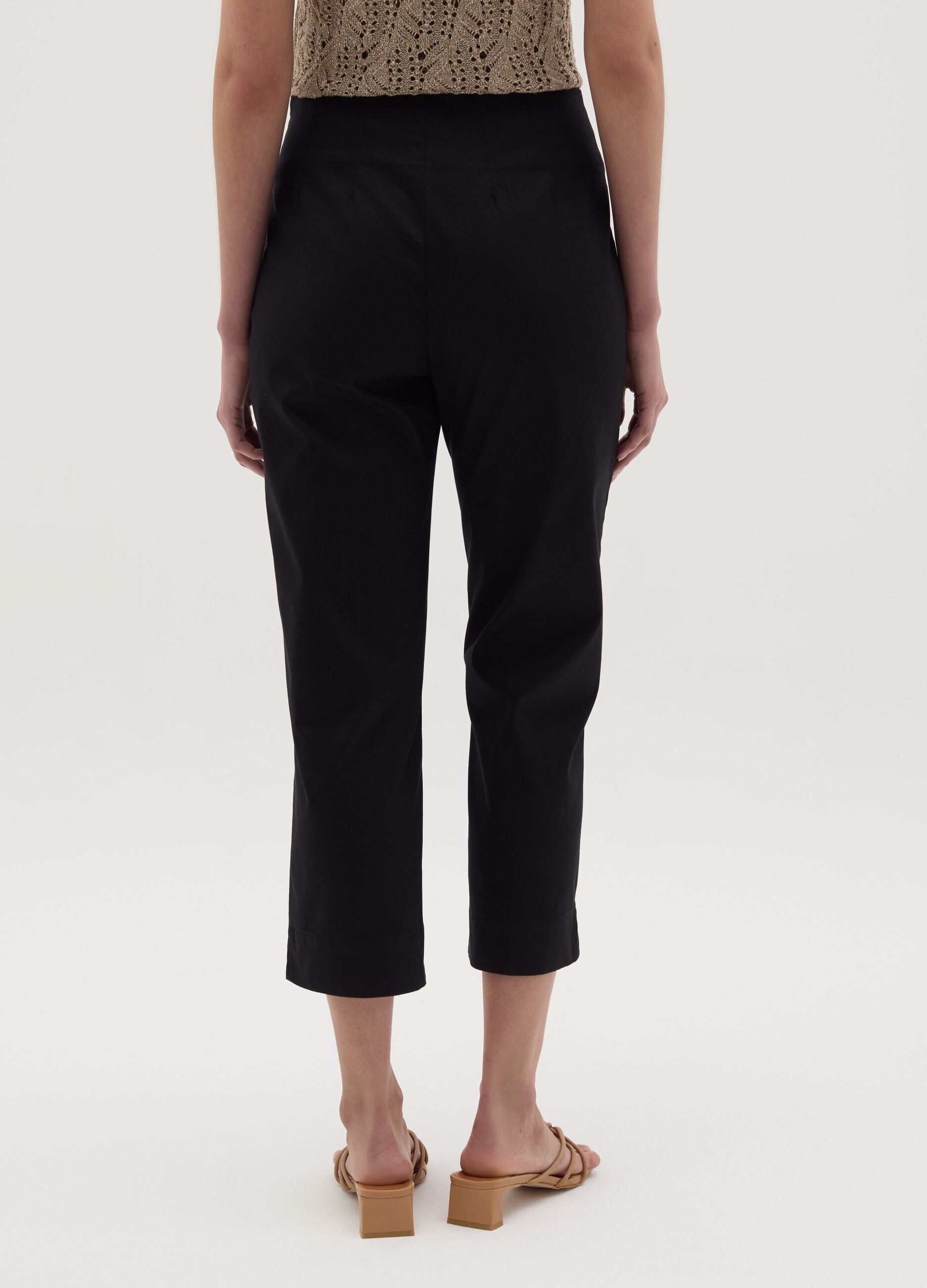 Cropped cigarette trousers