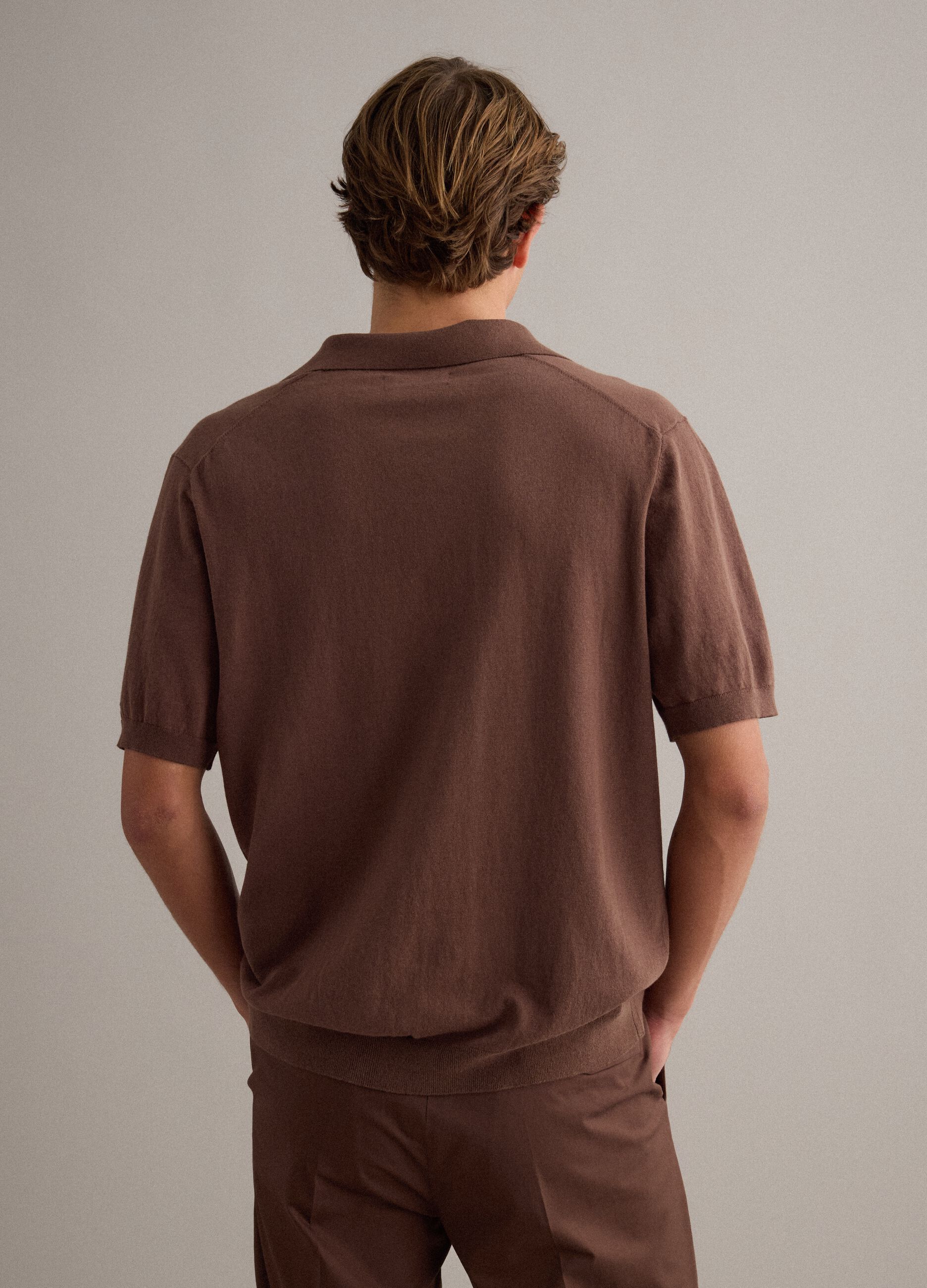 Short-sleeved brown polo shirt in pure cotton