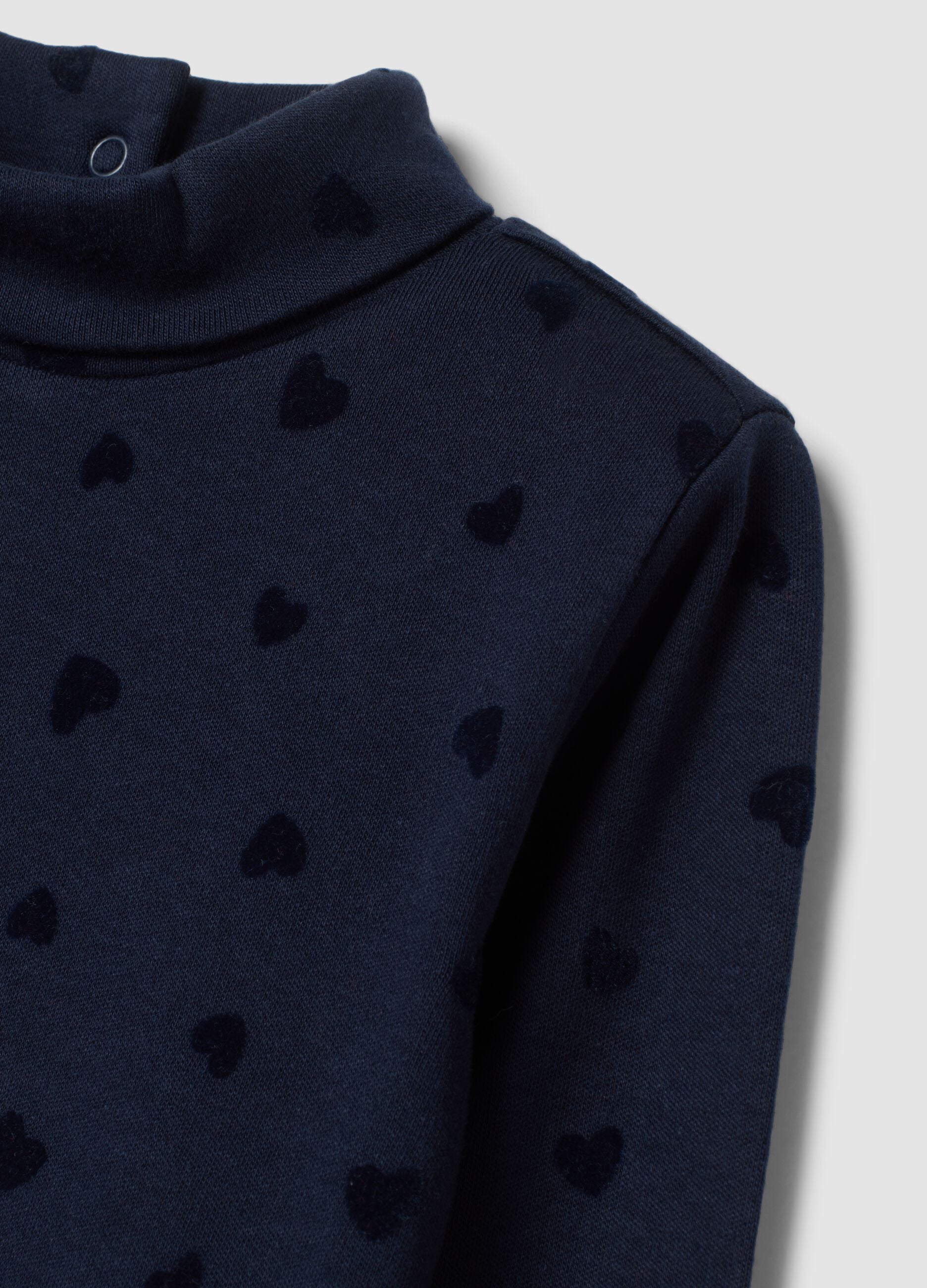 Maglia blu notte dolcevita in puro cotone a cuori