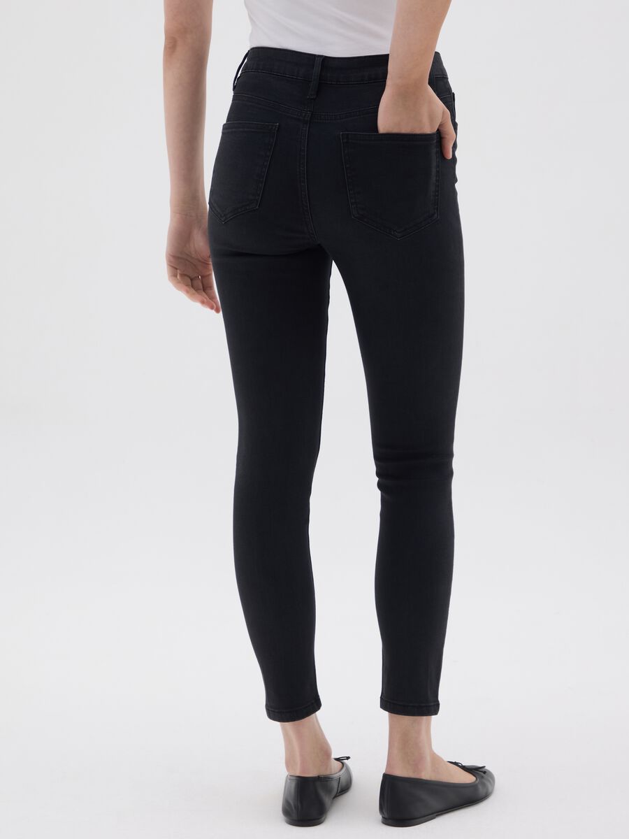 Women's skinny jeans in stretch black denim_2