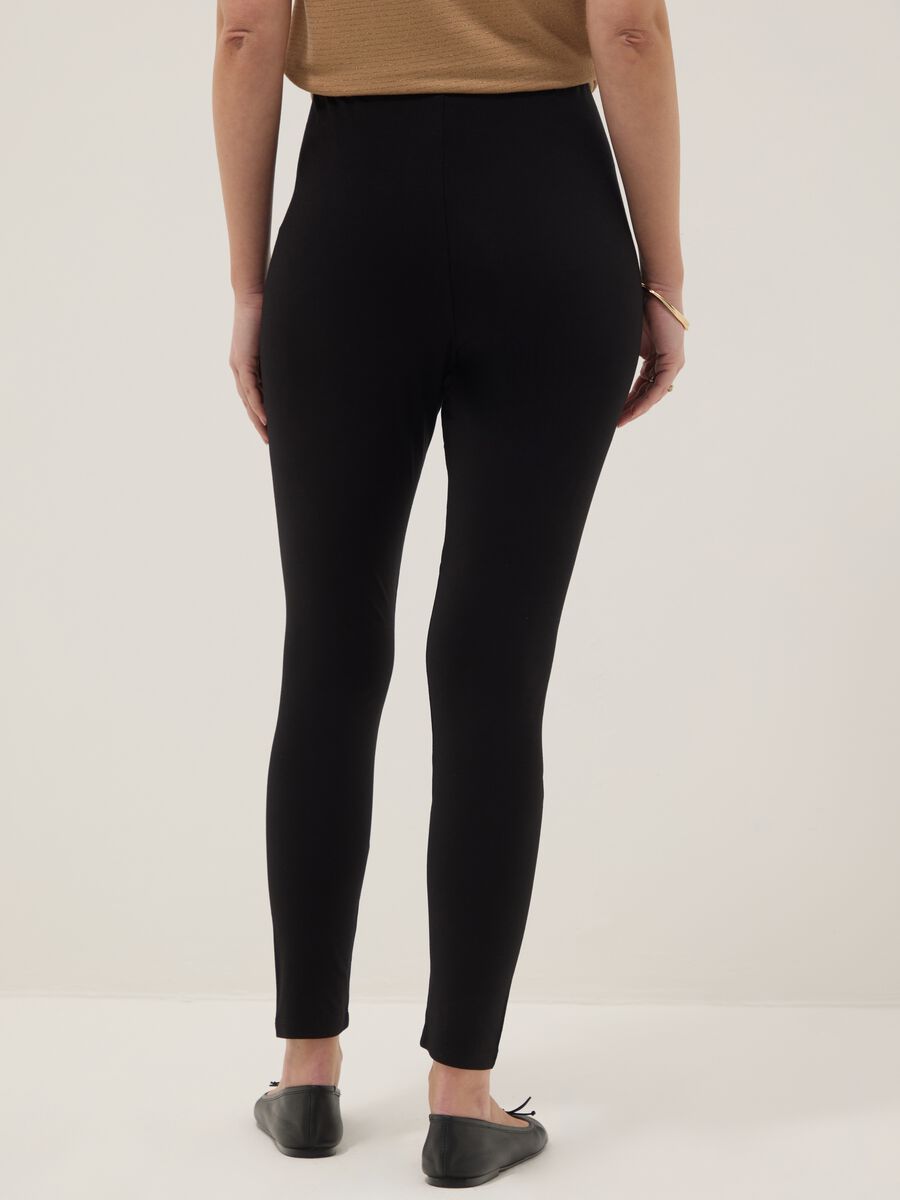 Black Skinny Fit Maternity Leggings in Stretch Viscose_2