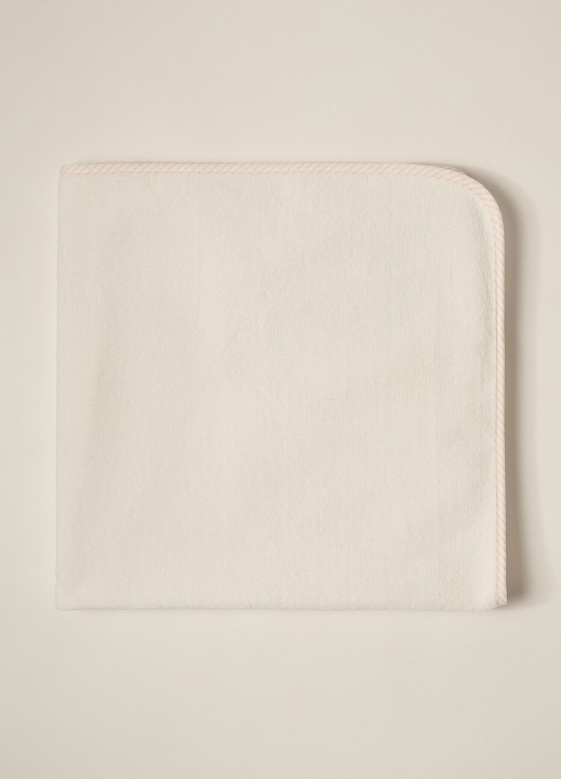 IANA newborn girl towel with corner