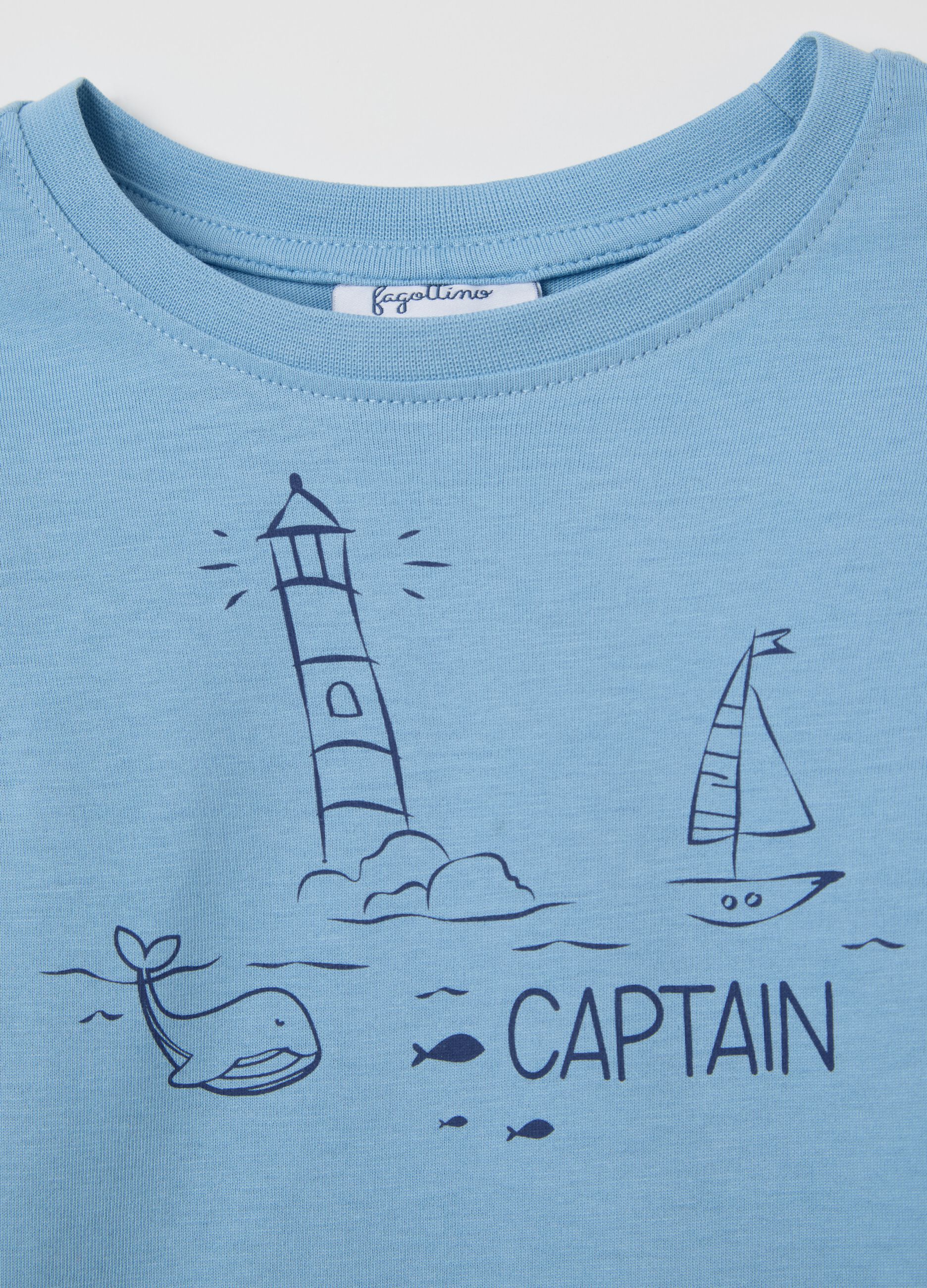 Light blue T-shirt in cotton with "Captain" print