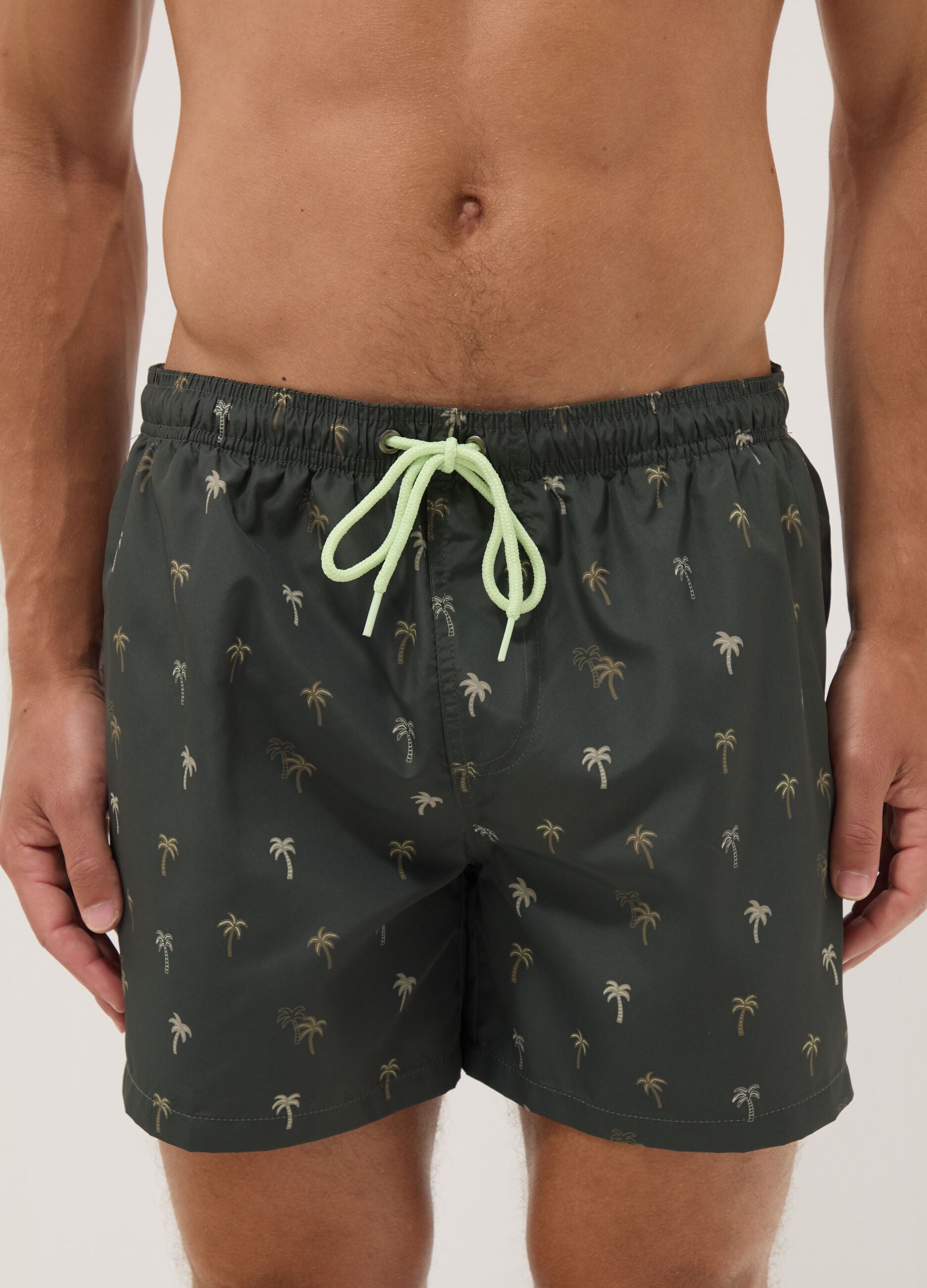 Costume boxer verde con stampa palme