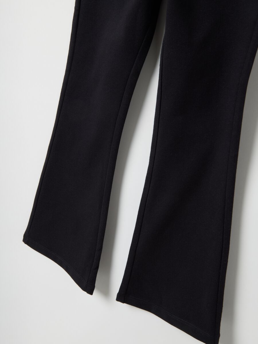 Multicolour cotton blend sweatshirt and trousers set for girls with regular fit_3