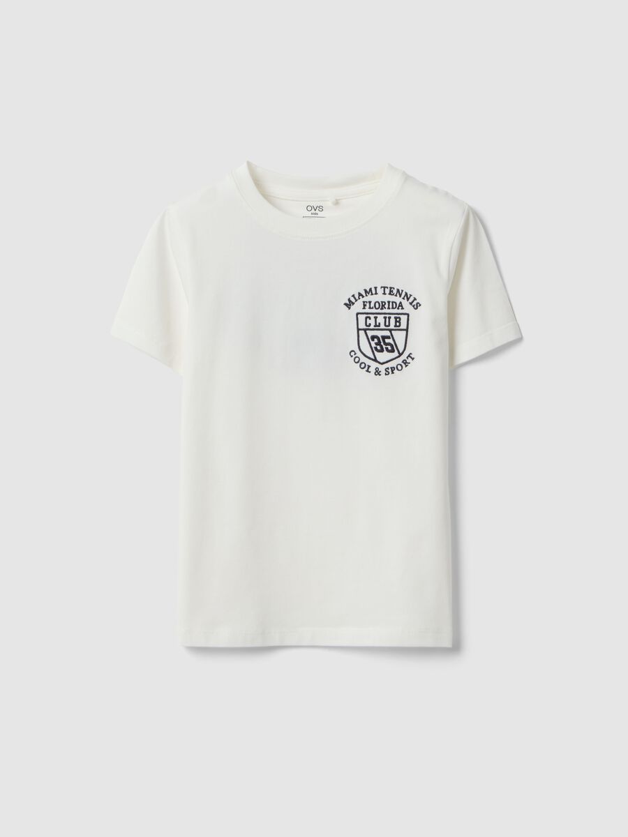 T-shirt in cotone elasticizzato bianco da bambino oversize fit con logo_0