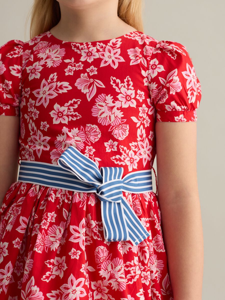 Floral dress with striped belt_2