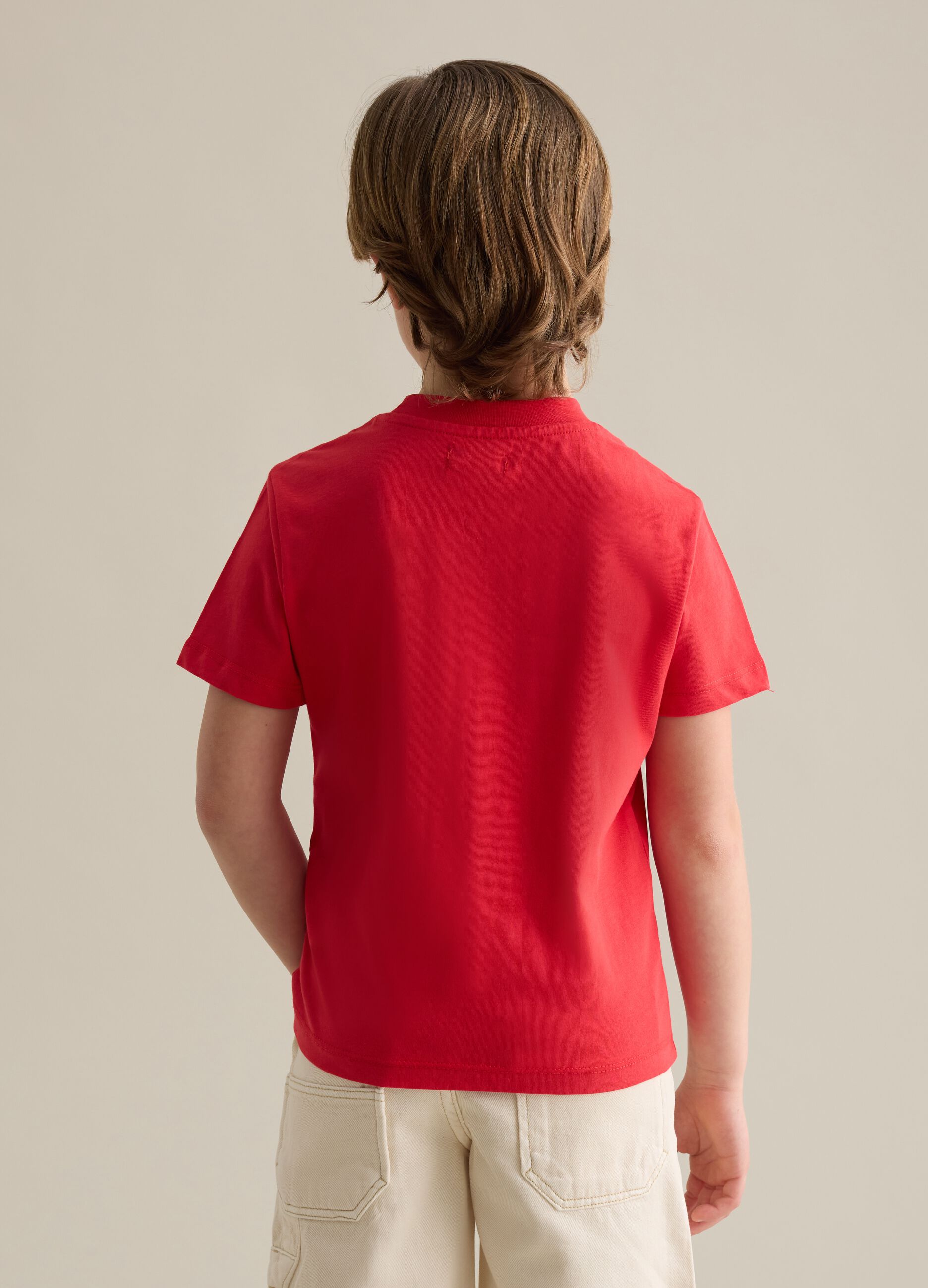 Red cotton T-shirt with round neck