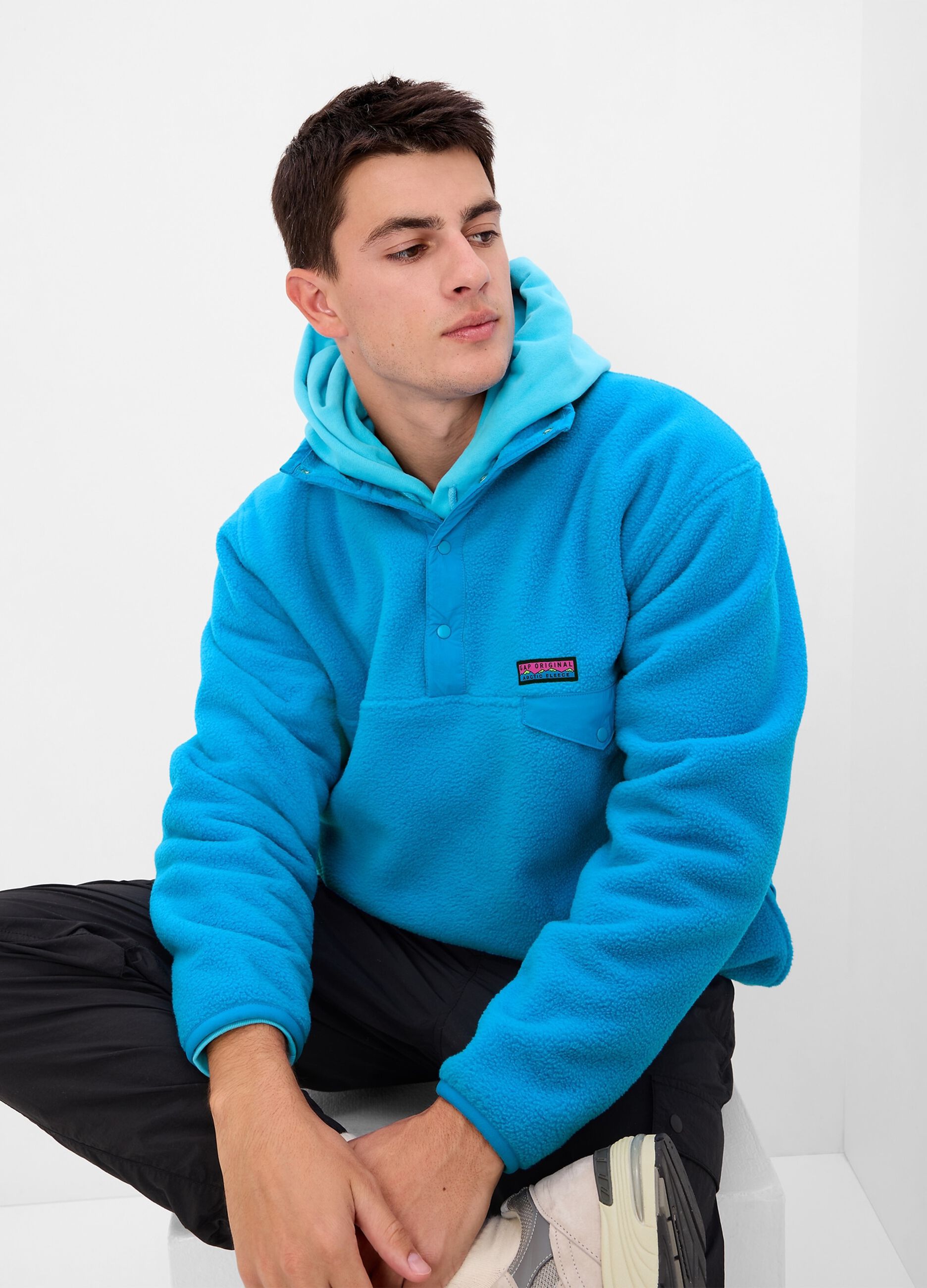 Fleece sweatshirt with mock neck and buttons